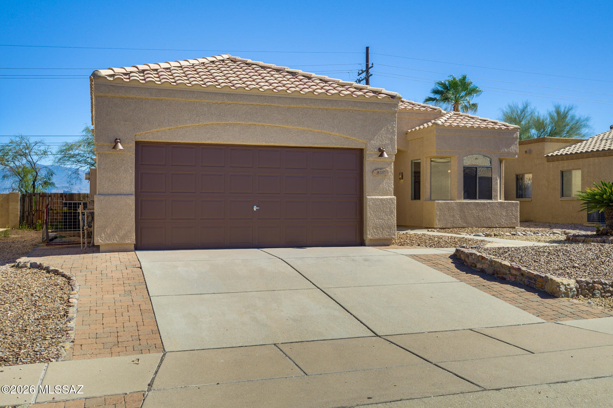 8381 S Camino Bengala