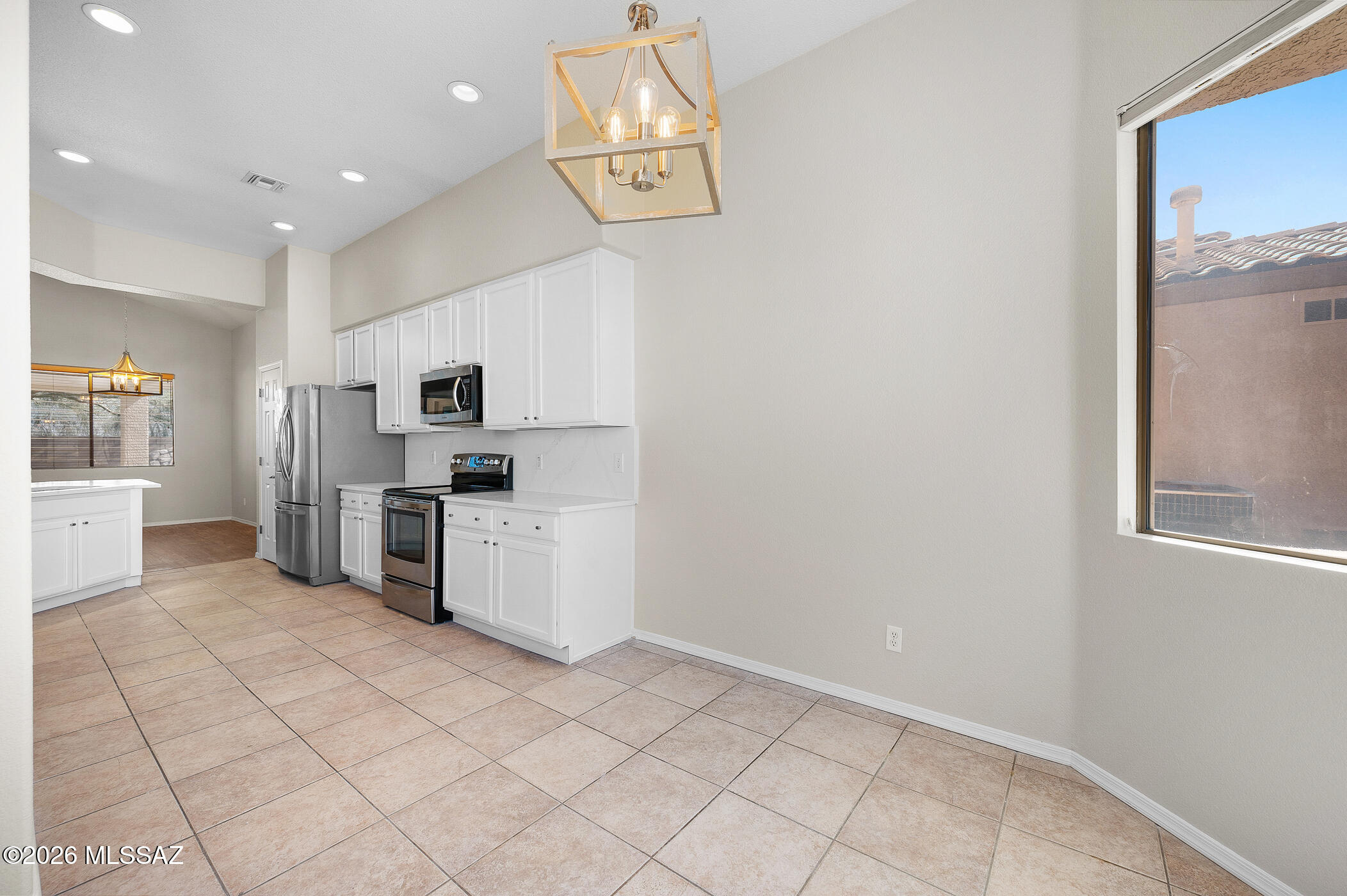 8381 S Camino Bengala