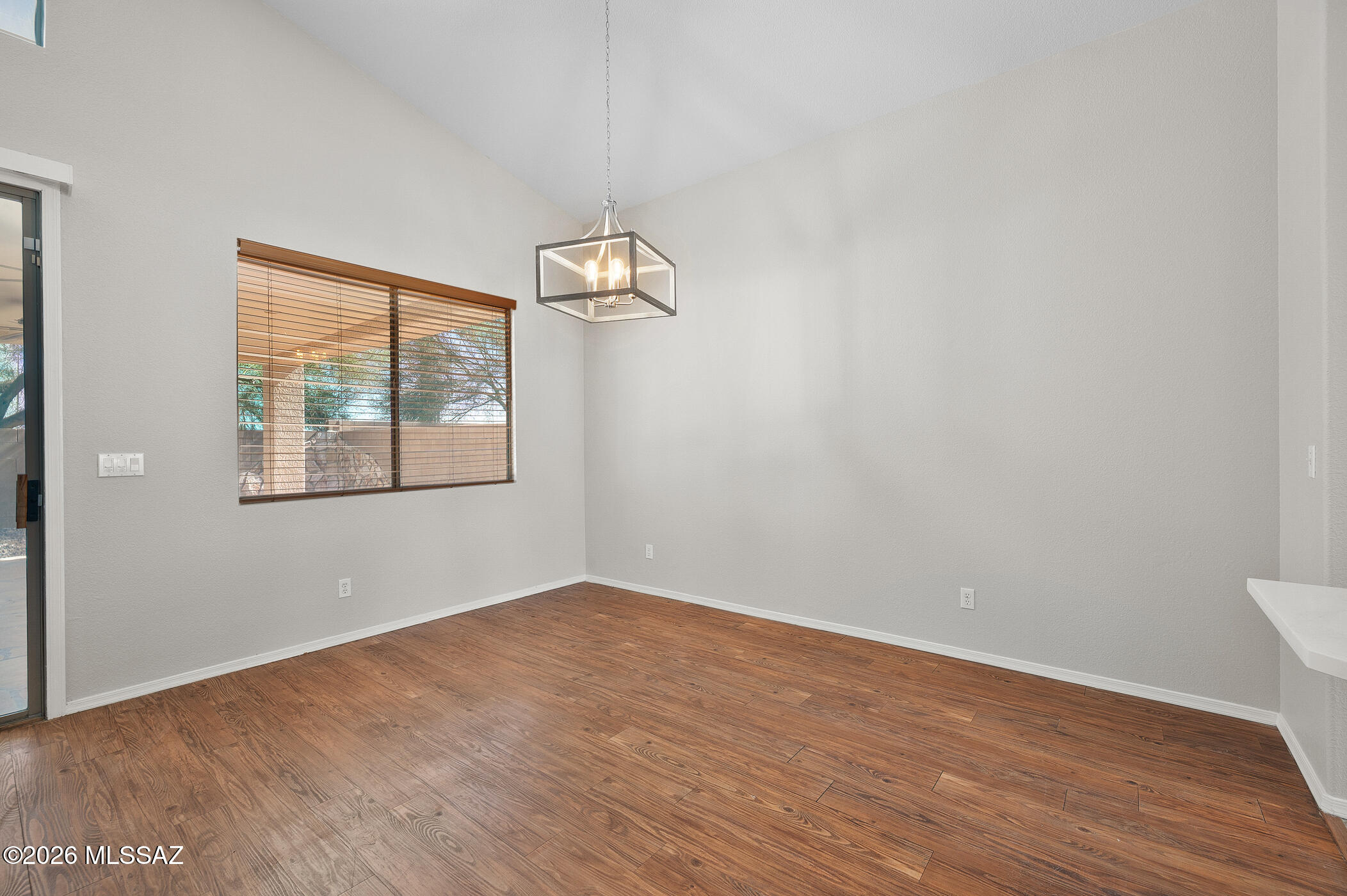 8381 S Camino Bengala