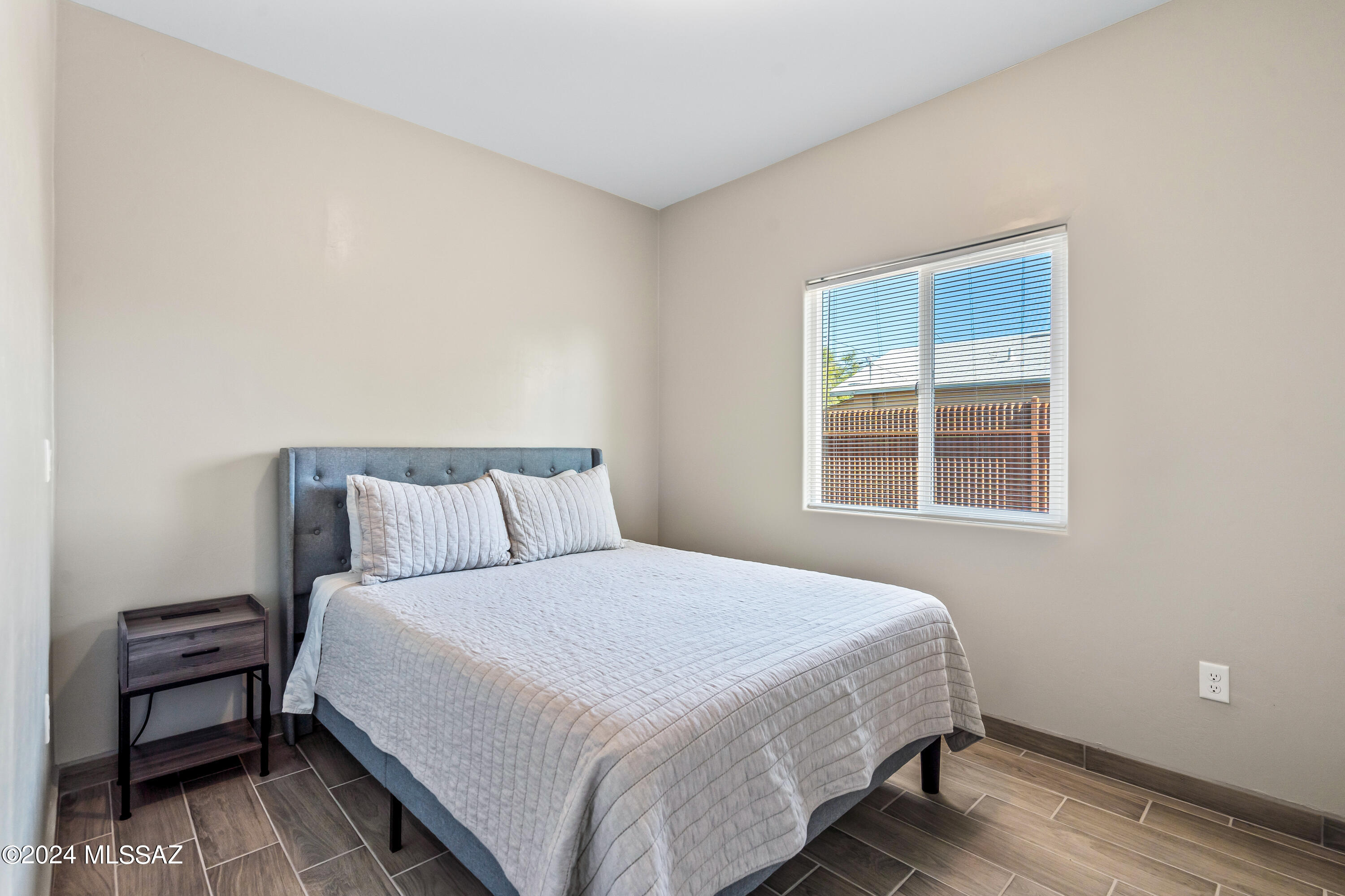 1424 N Richey Boulevard 1