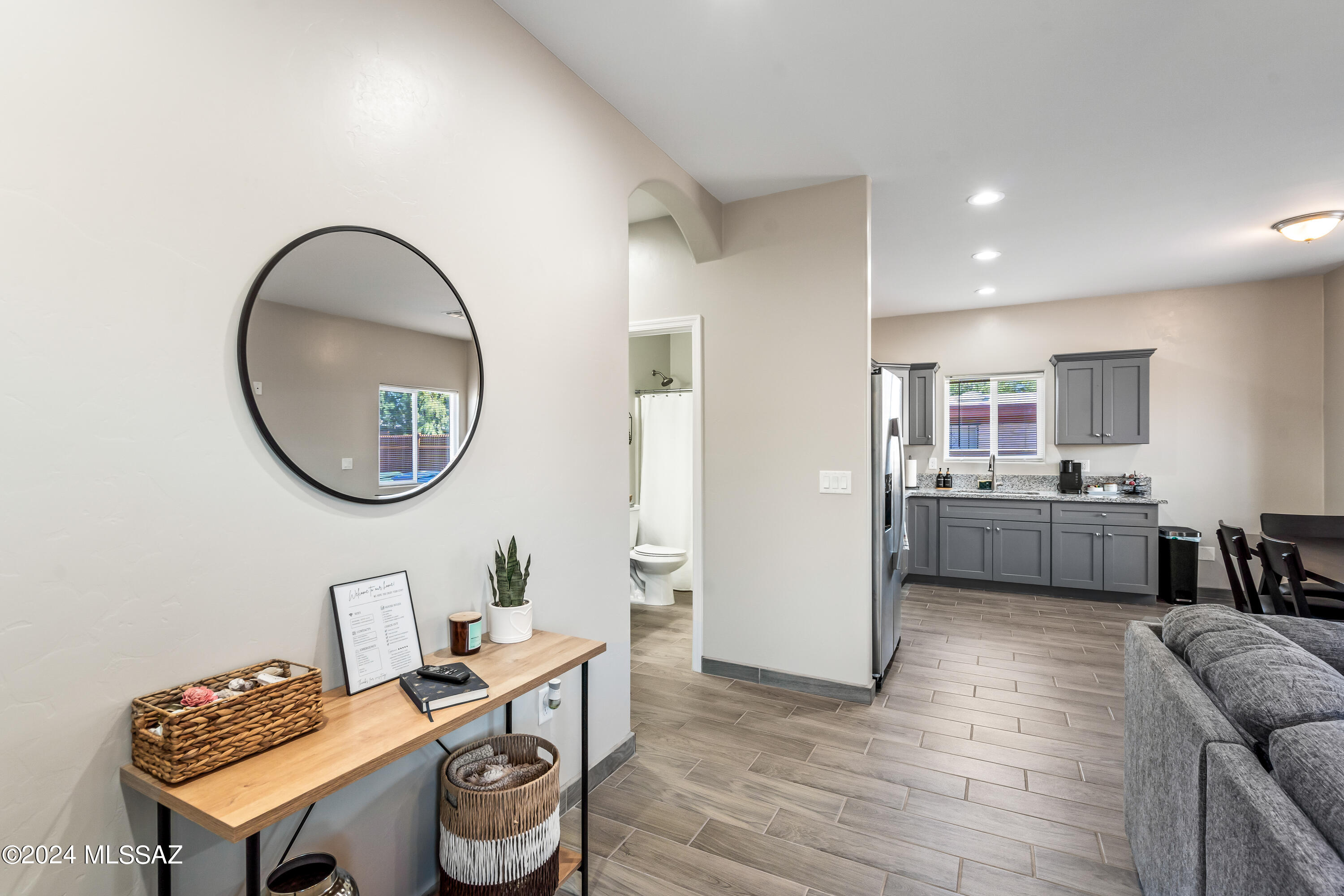 1424 N Richey Boulevard 1