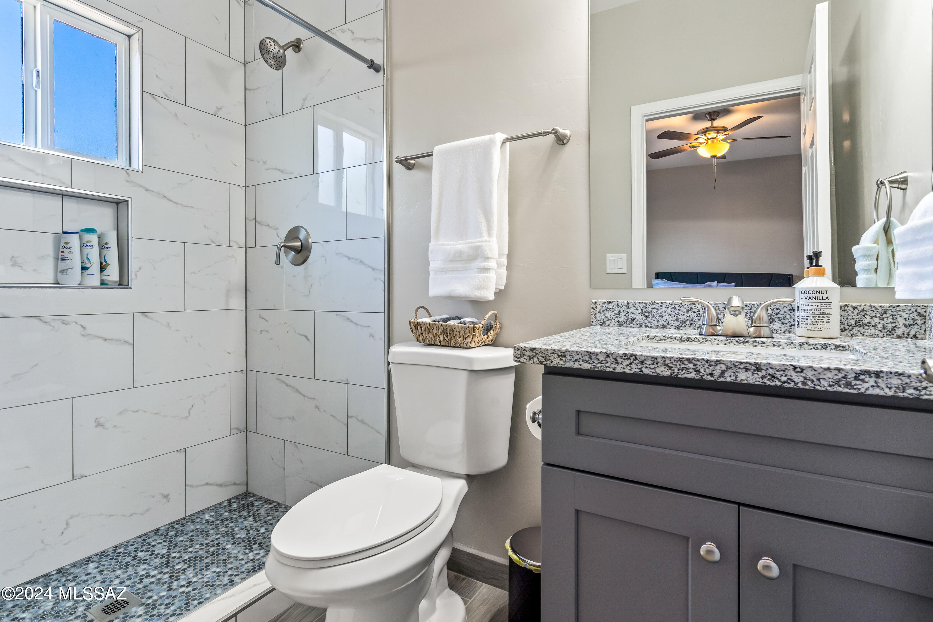 1424 N Richey Boulevard 1