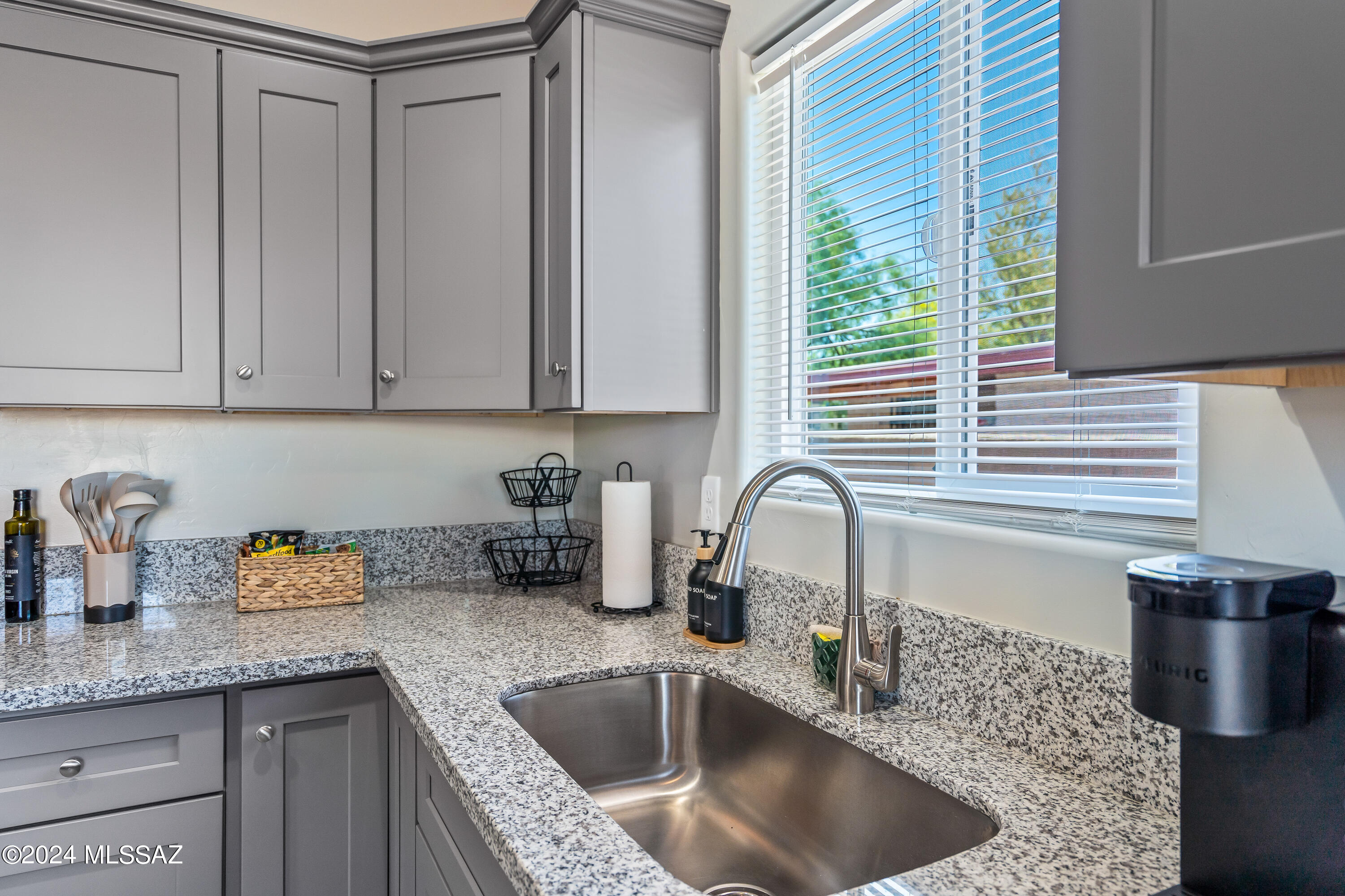 1424 N Richey Boulevard 1