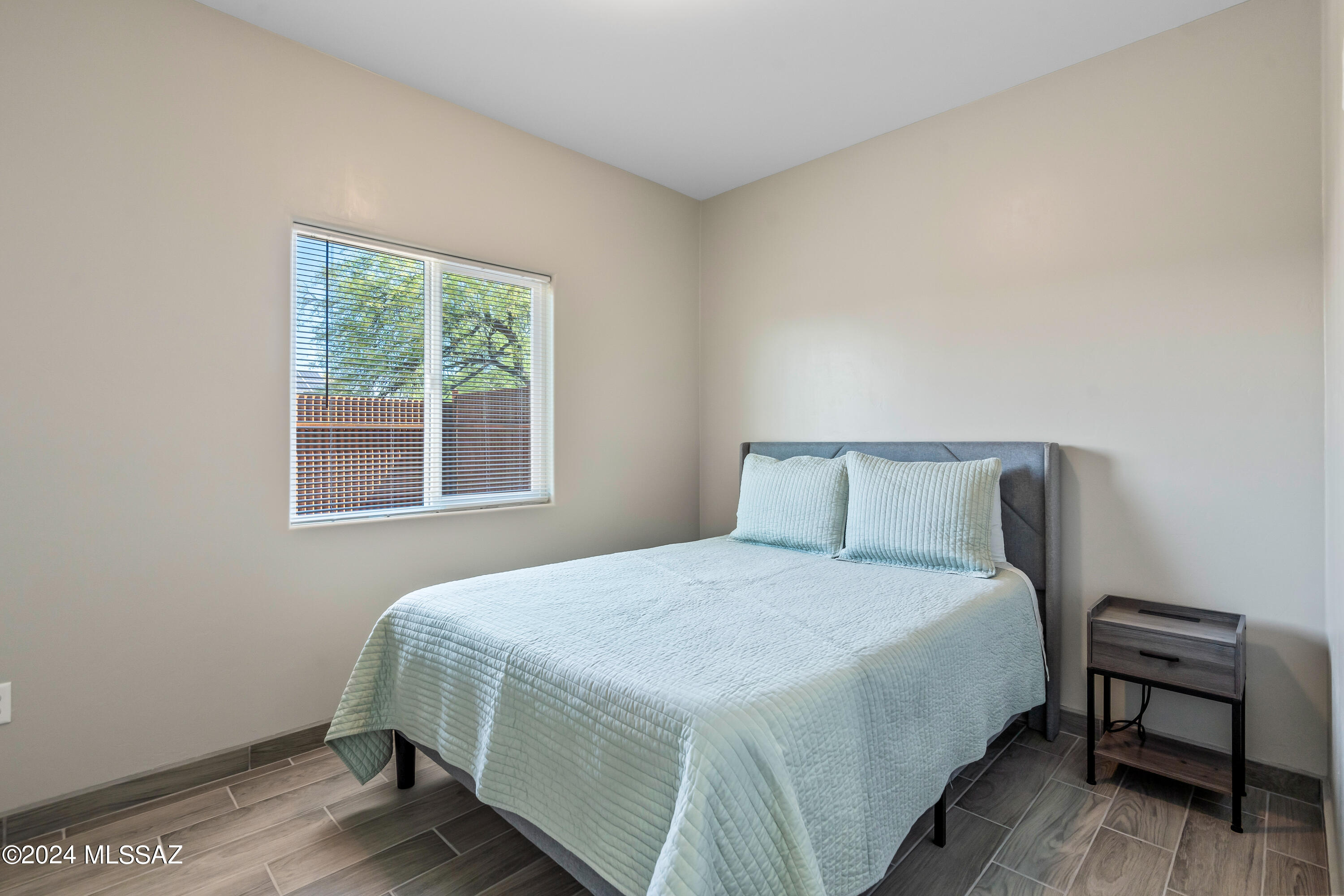 1424 N Richey Boulevard 1