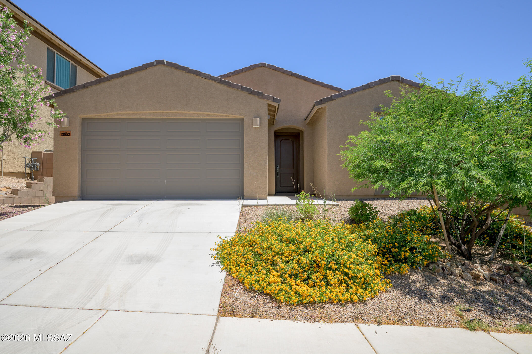 13852 E Silver Pine Trail