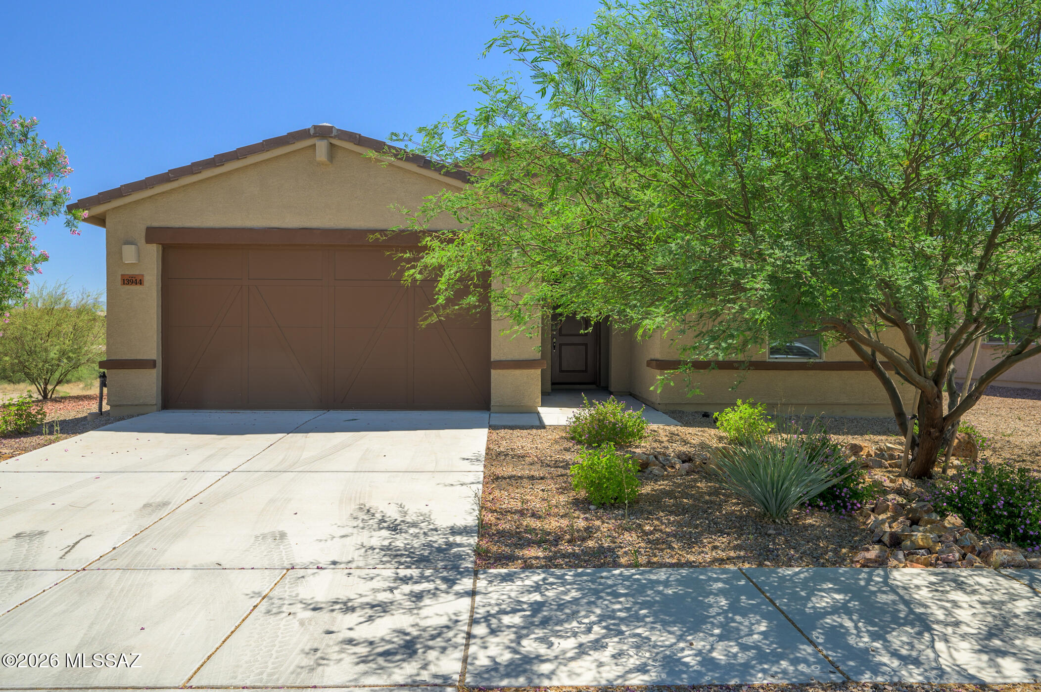 13944 E Red Oaks Drive