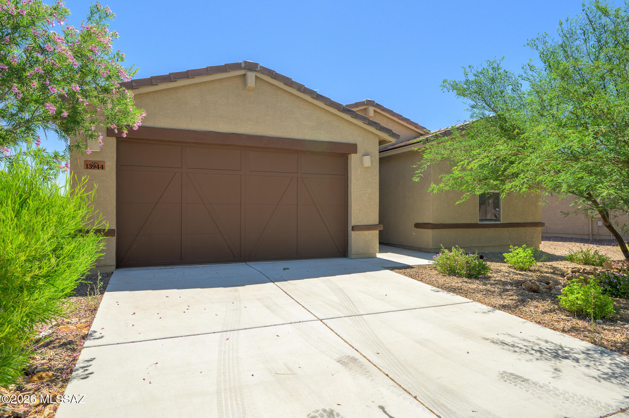 13944 E Red Oaks Drive