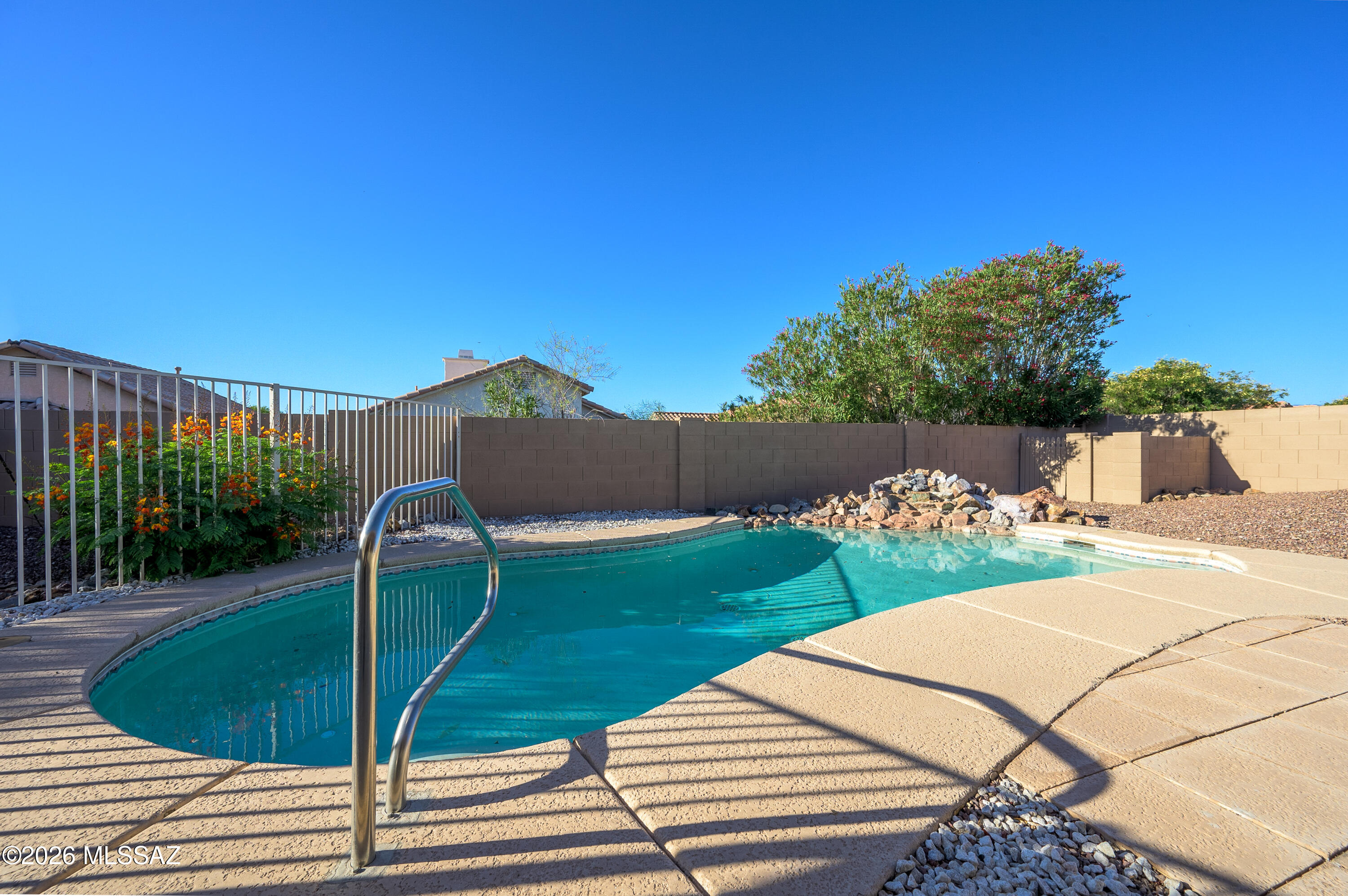 8859 E Maxwell Drive