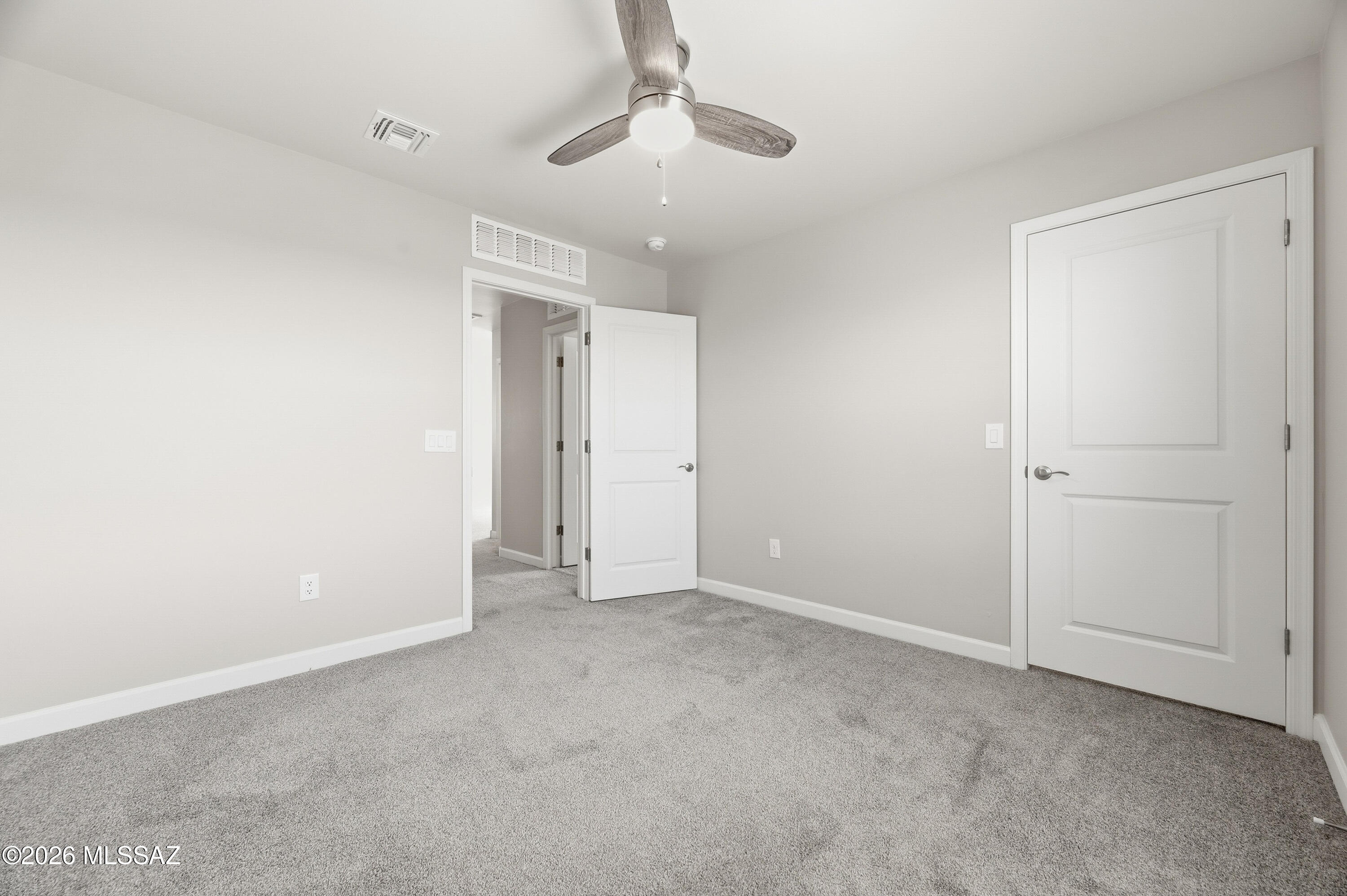 13869 E Red Oaks Drive