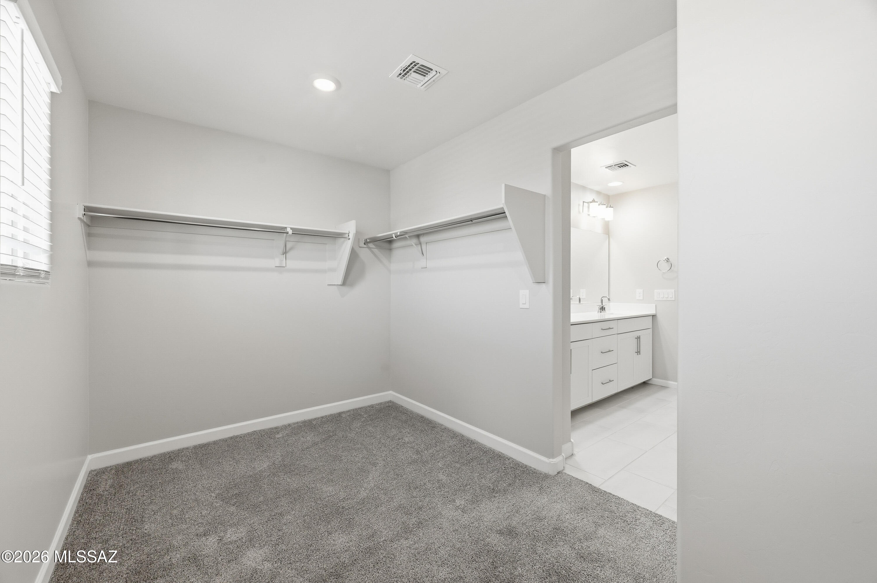 13869 E Red Oaks Drive