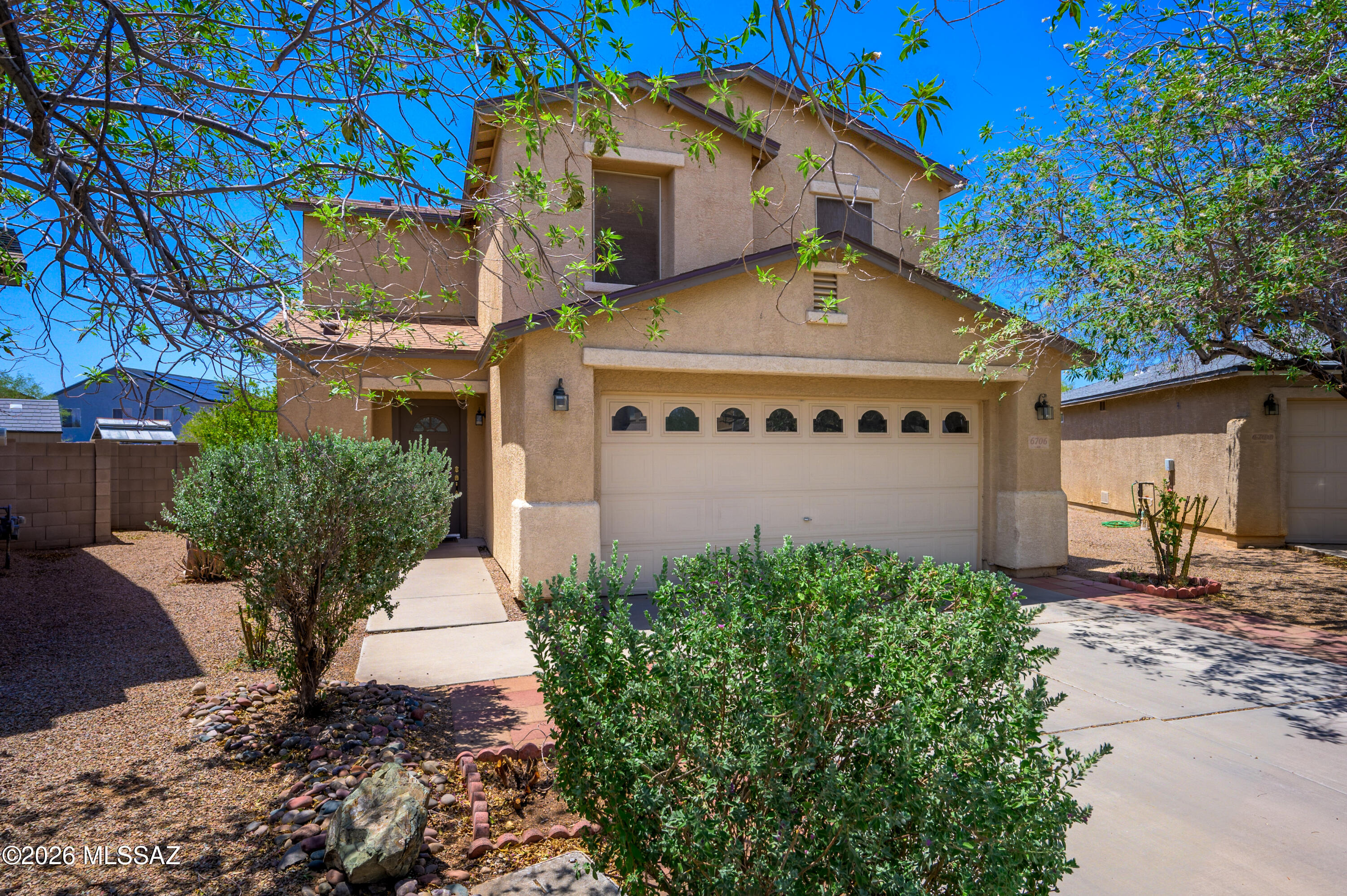 6706 S Parliament Drive