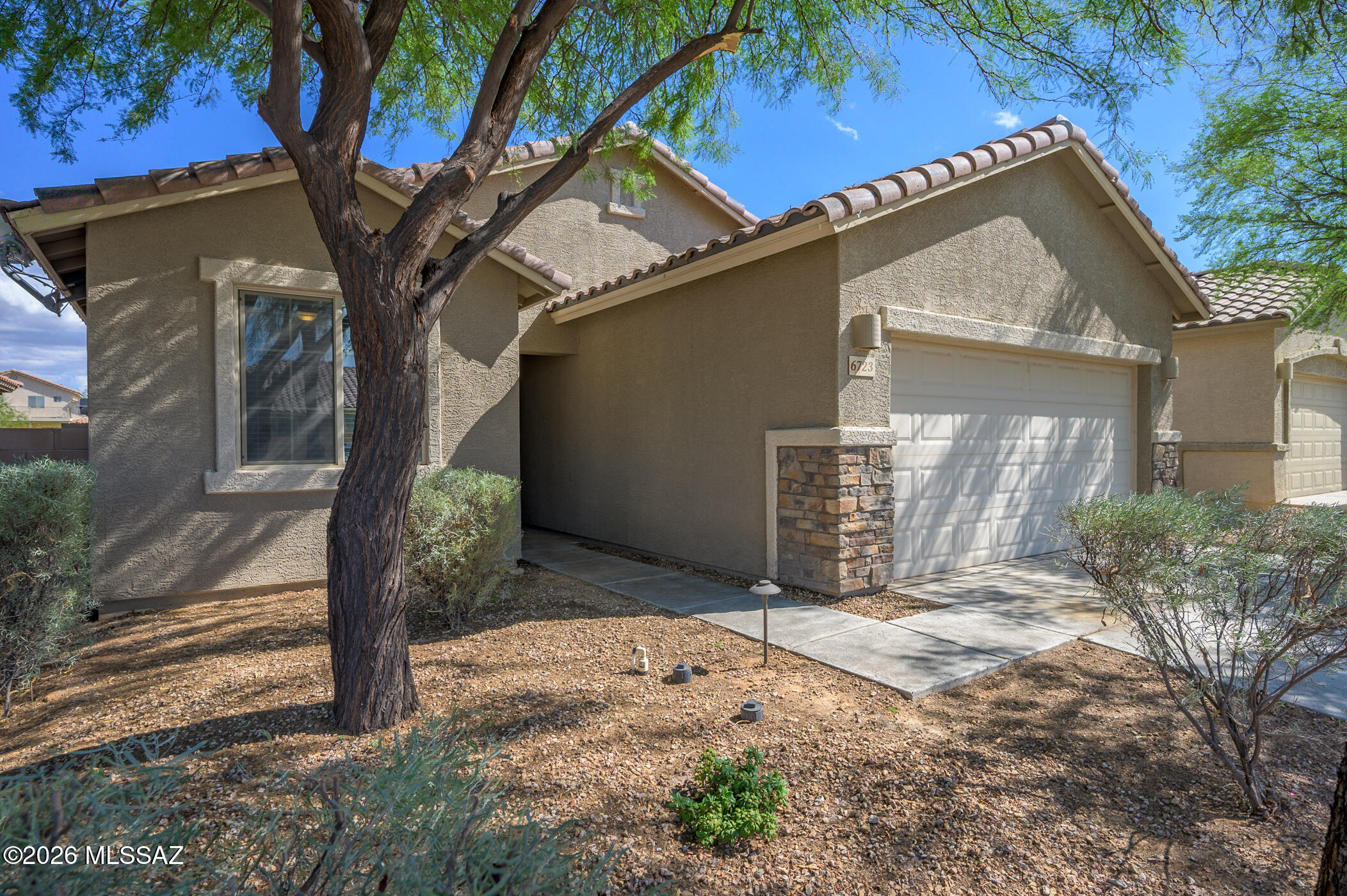 6723 W Fishermans Drive