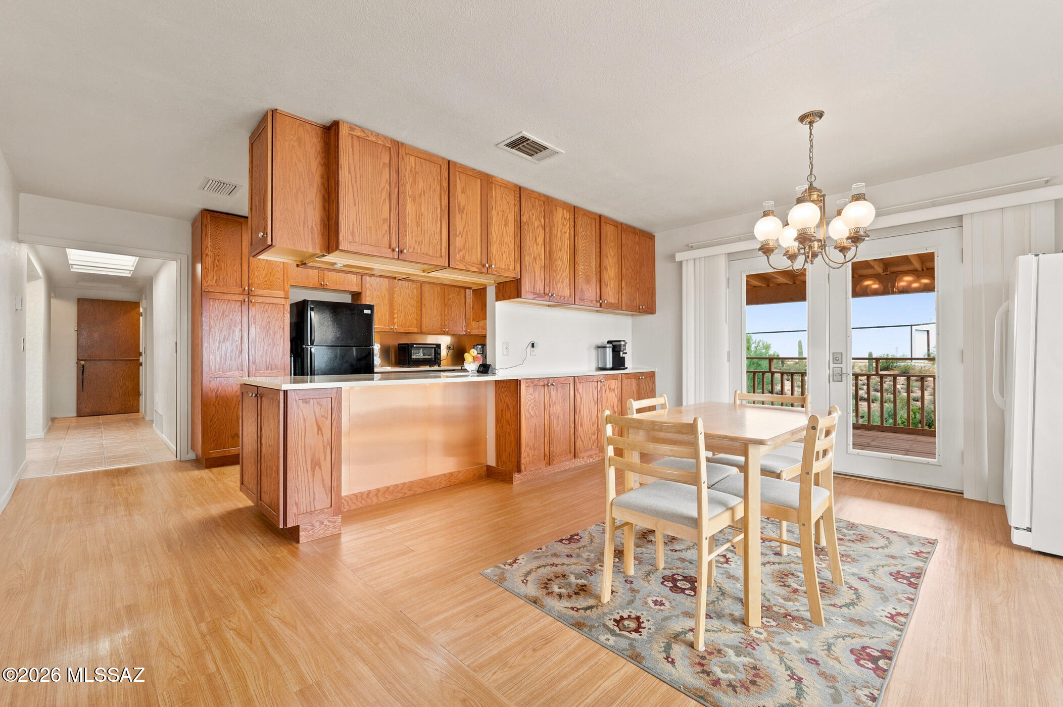 3660 W El Moraga Place