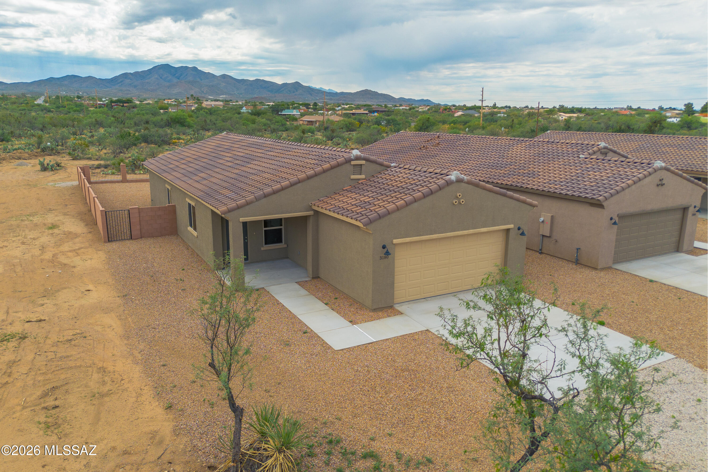 3194 E Andrada Road