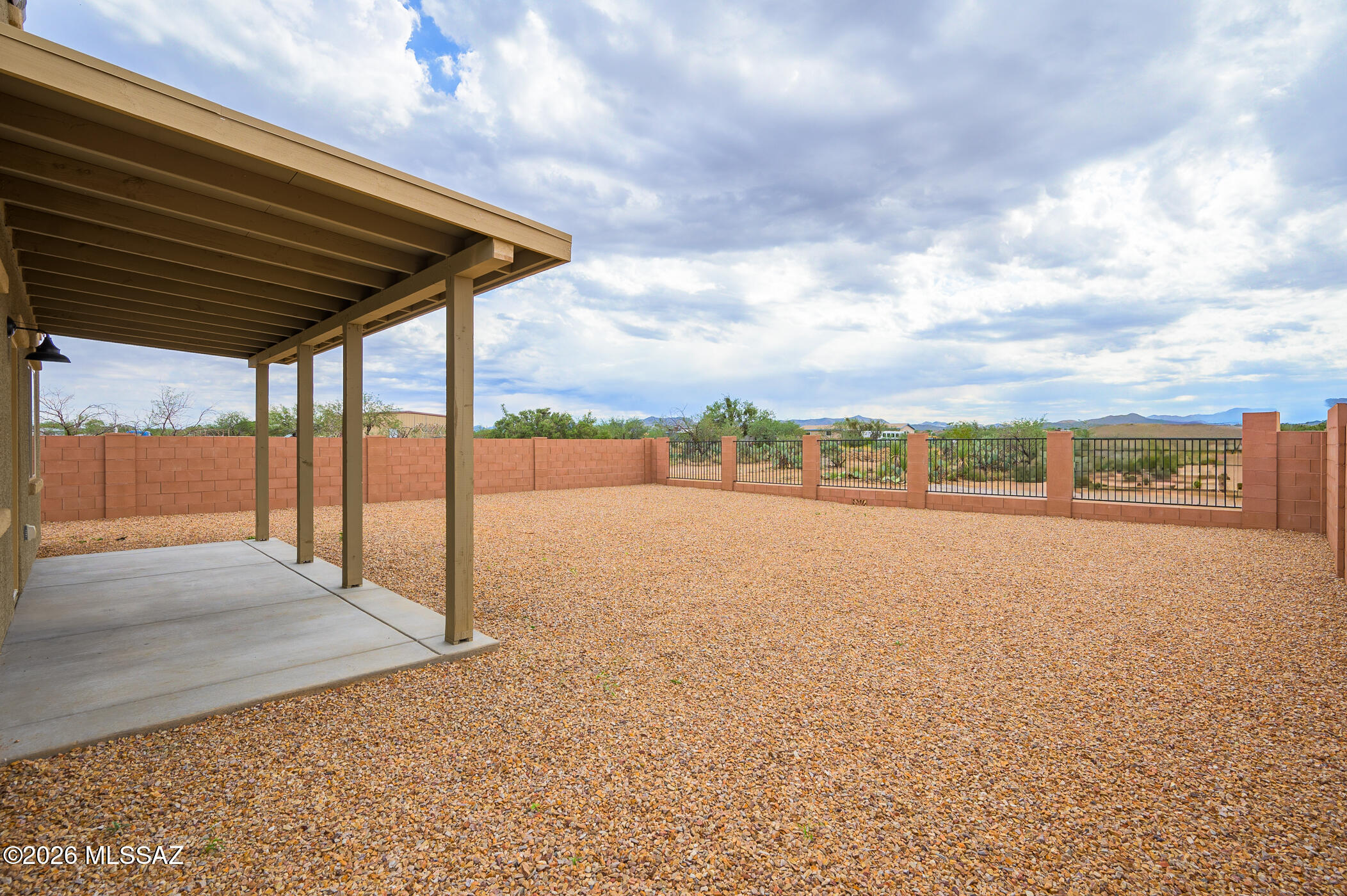 3194 E Andrada Road