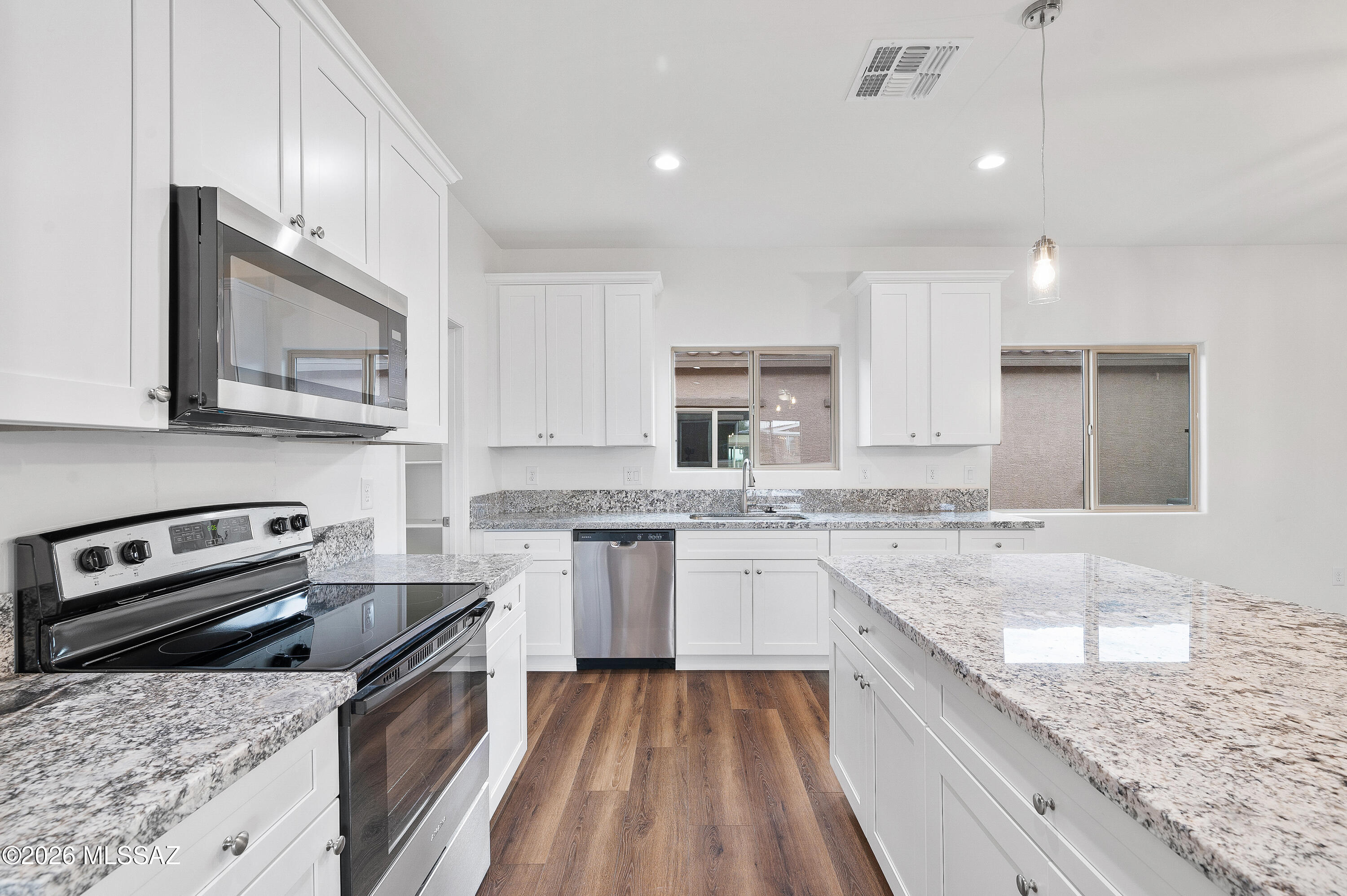 3194 E Andrada Road
