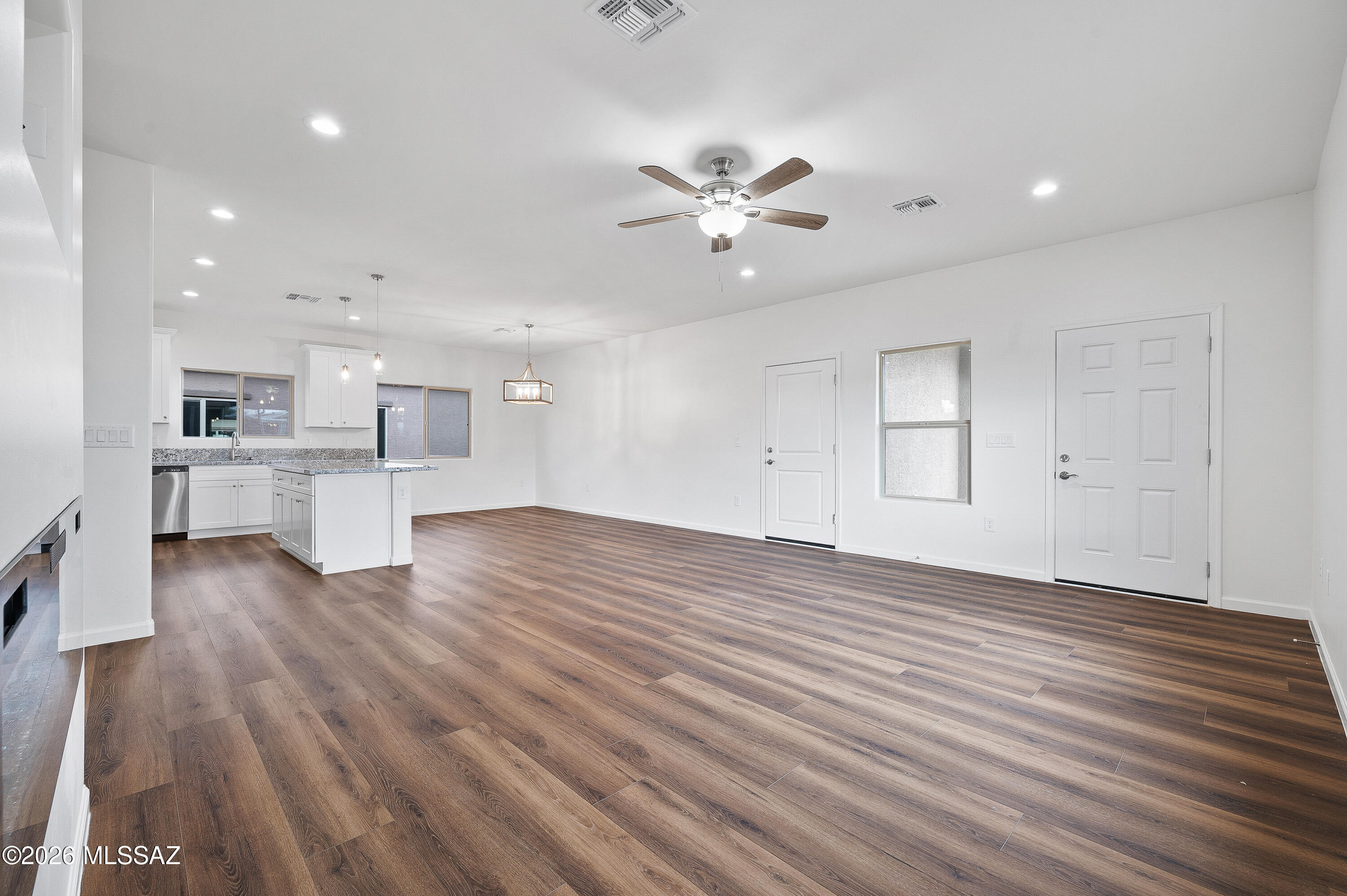 3194 E Andrada Road