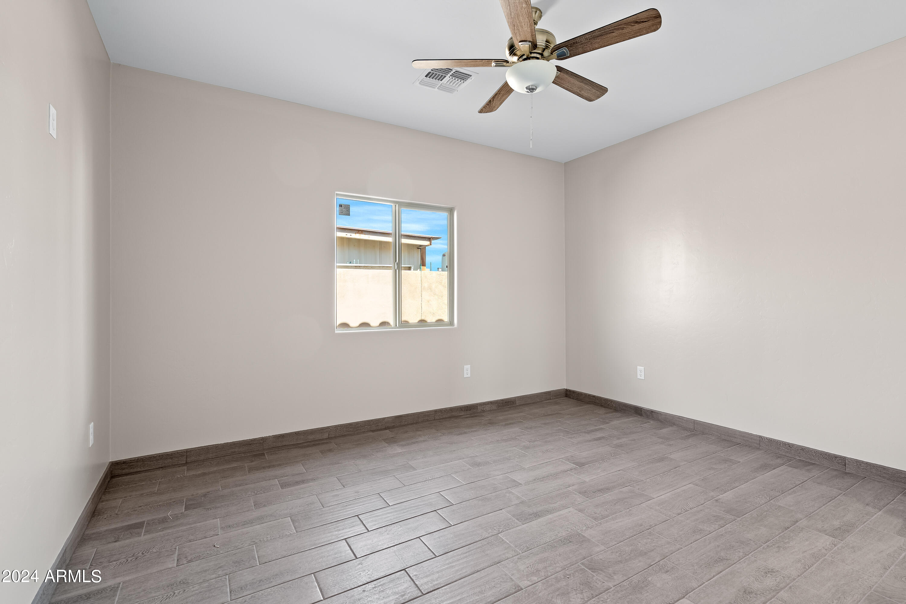 802 E 35TH Street