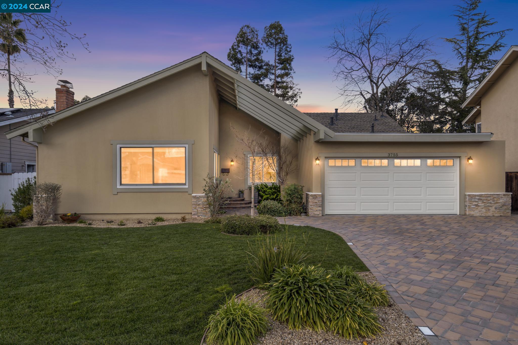 3755 Oak Brook Ct