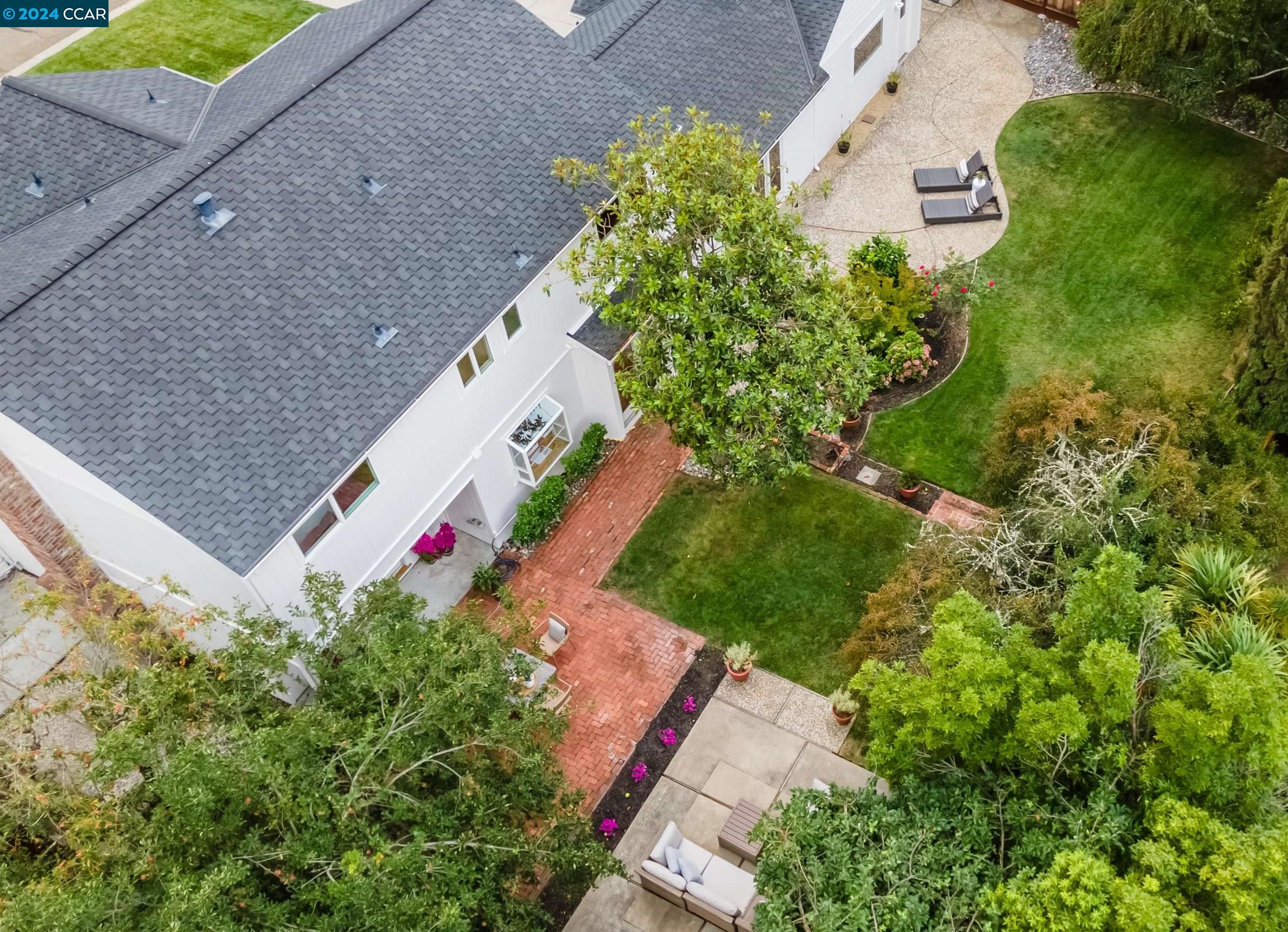 375 Redfield Pl