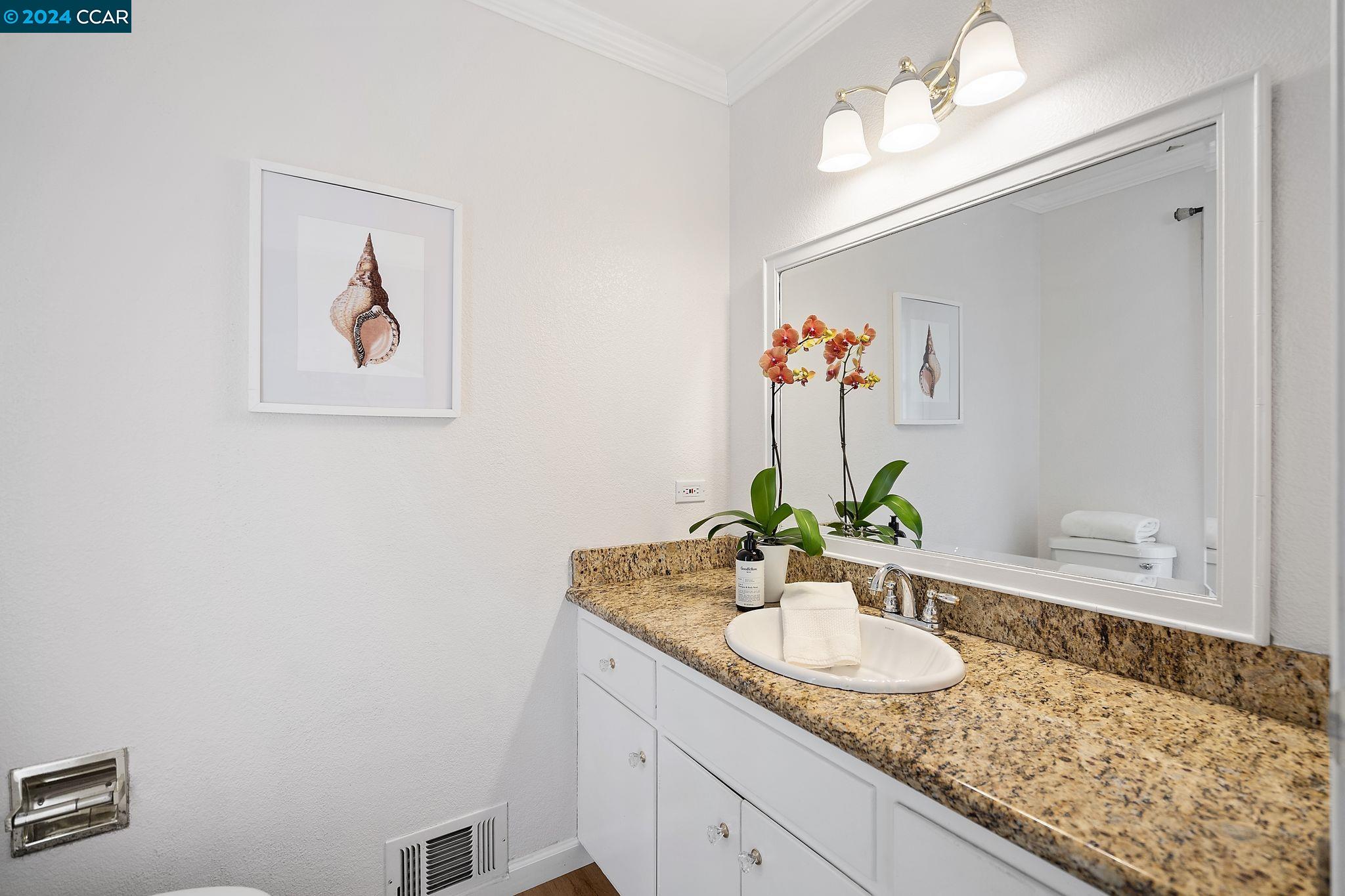 375 Redfield Pl