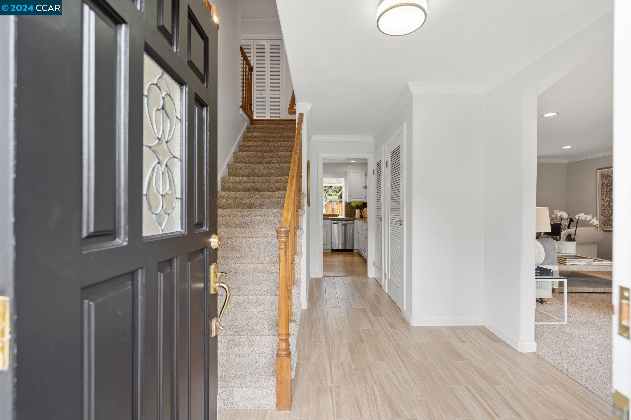 375 Redfield Pl