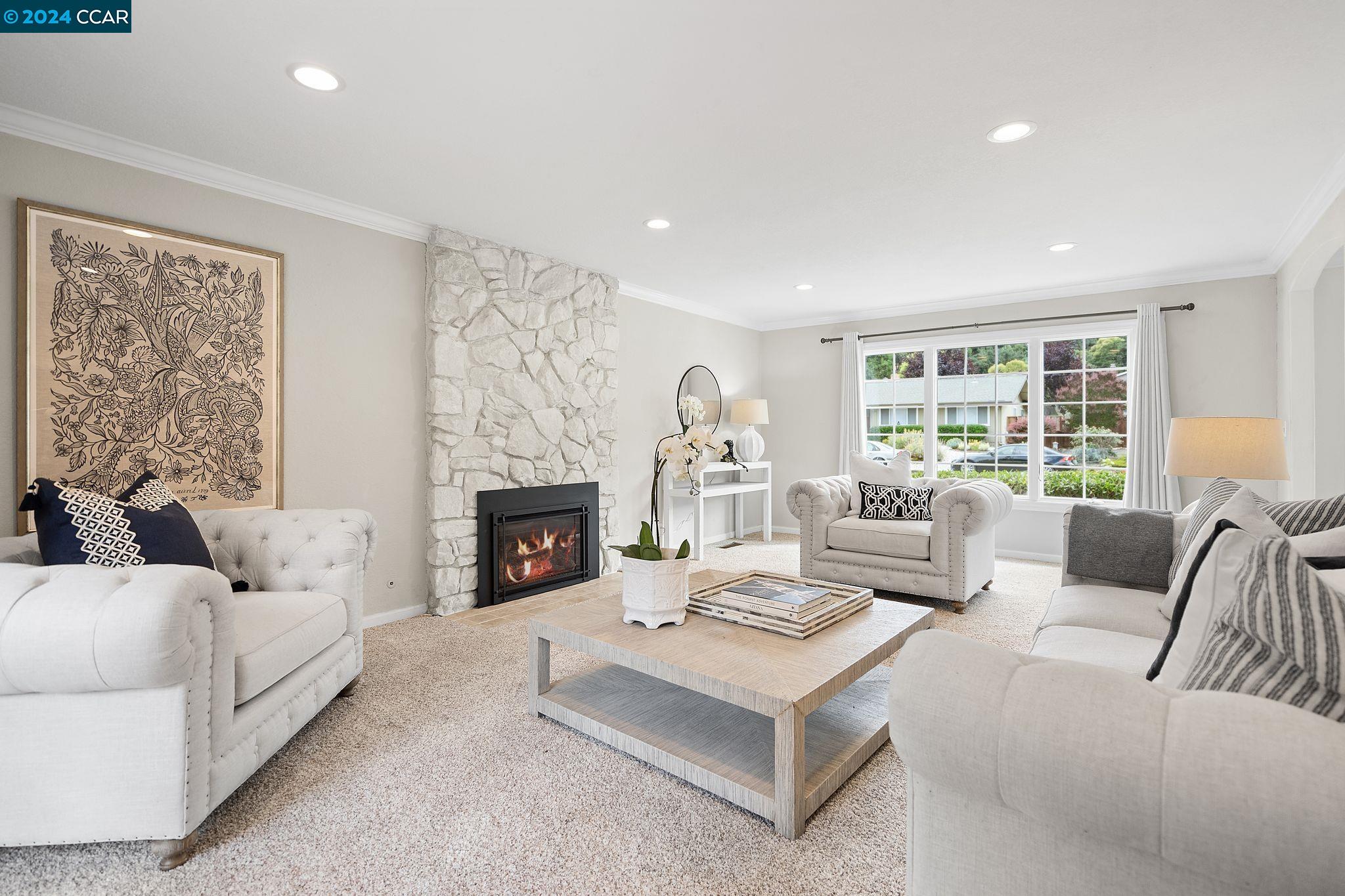 375 Redfield Pl