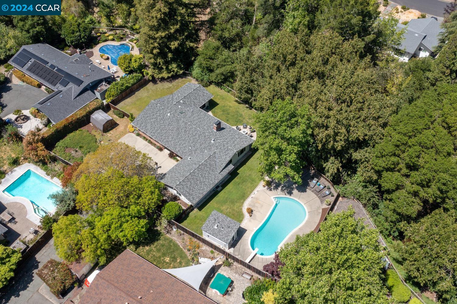 415 Stonefield Pl