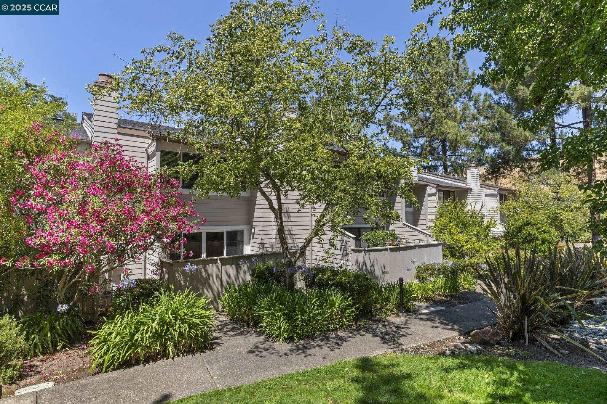 455 Woodminster Dr