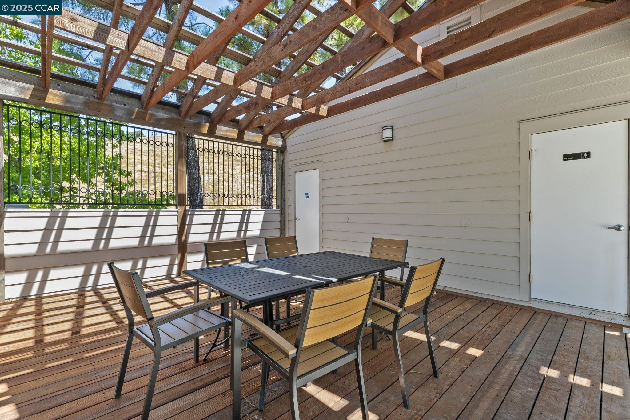 455 Woodminster Dr