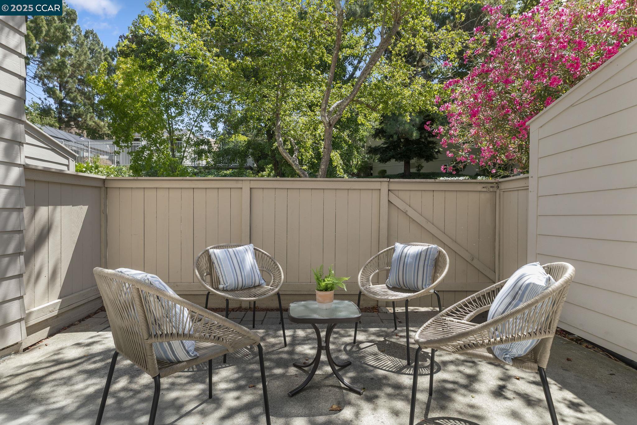 455 Woodminster Dr