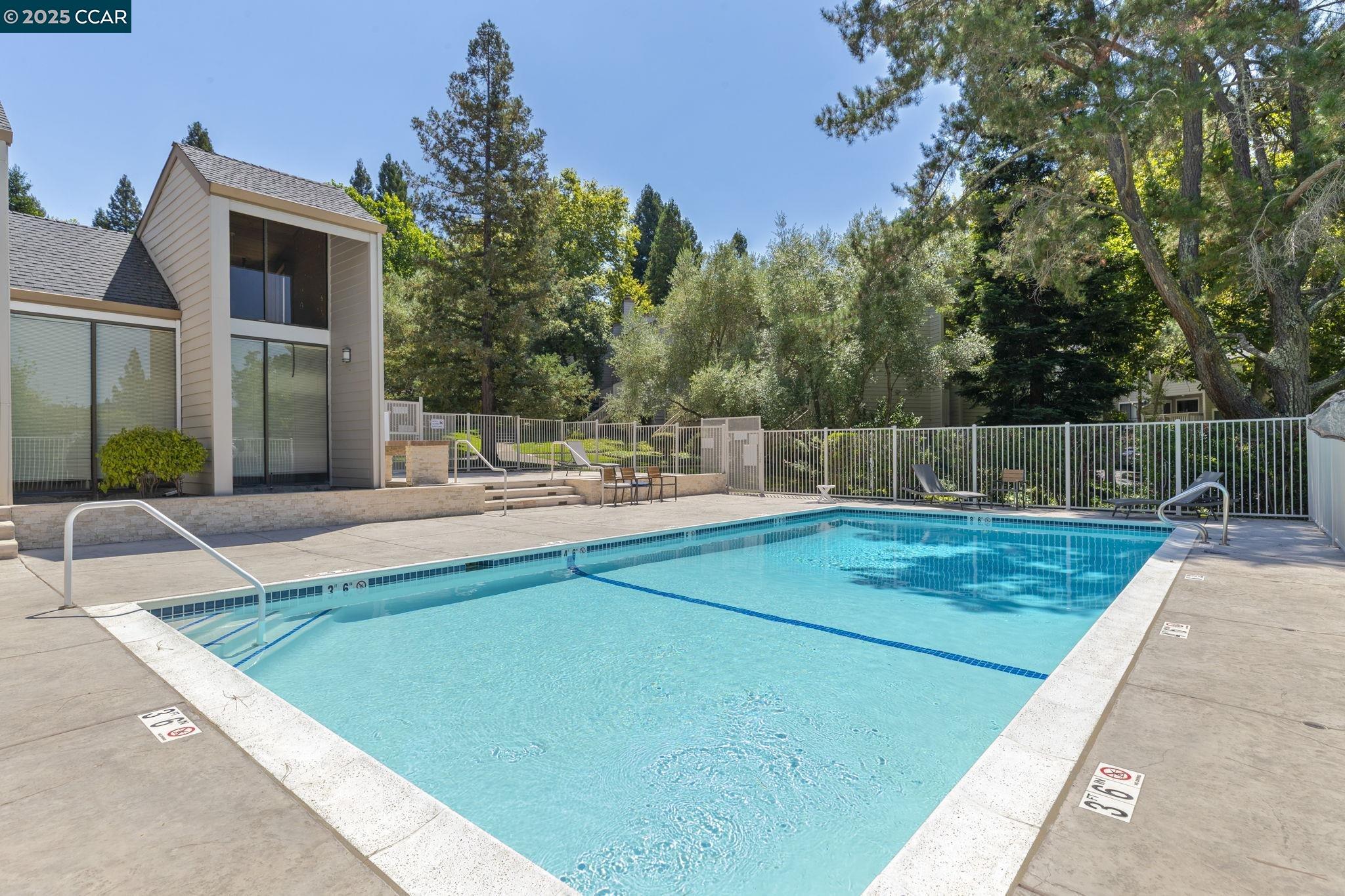455 Woodminster Dr
