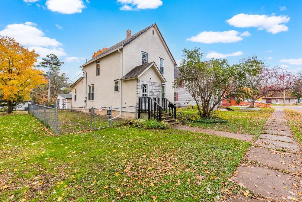 218 3rd Street NW