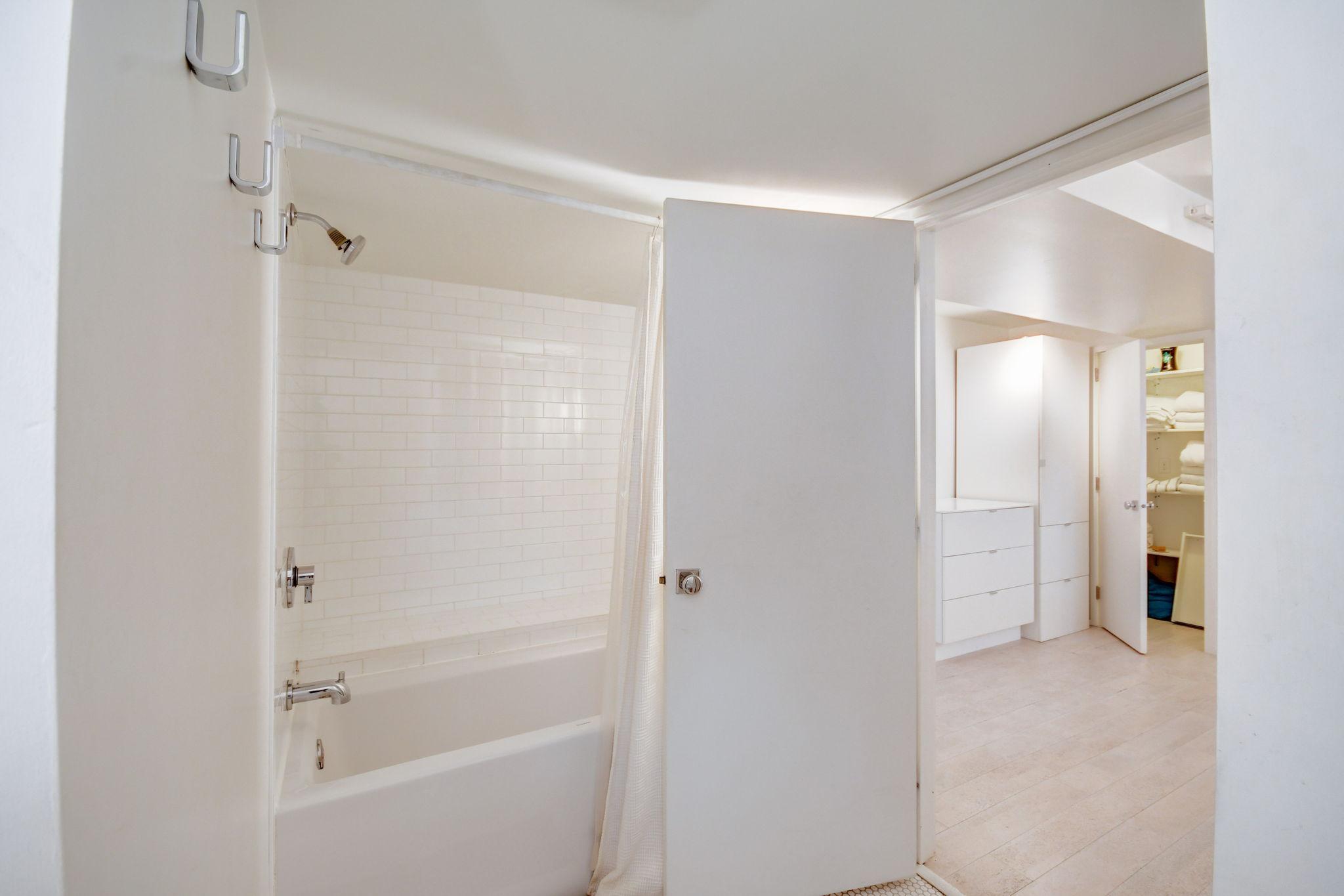 1409 Cedar Lake Parkway