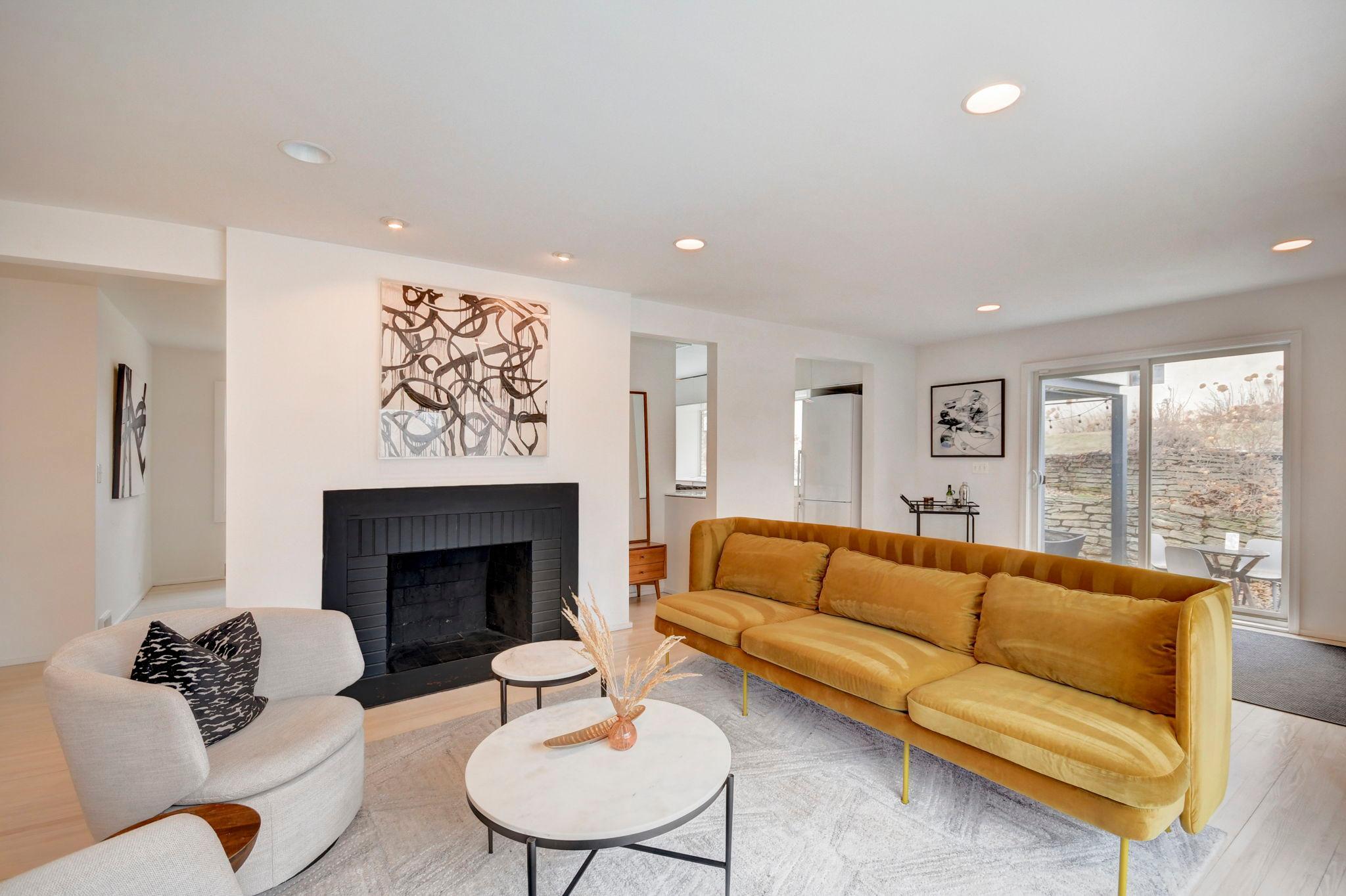 1409 Cedar Lake Parkway