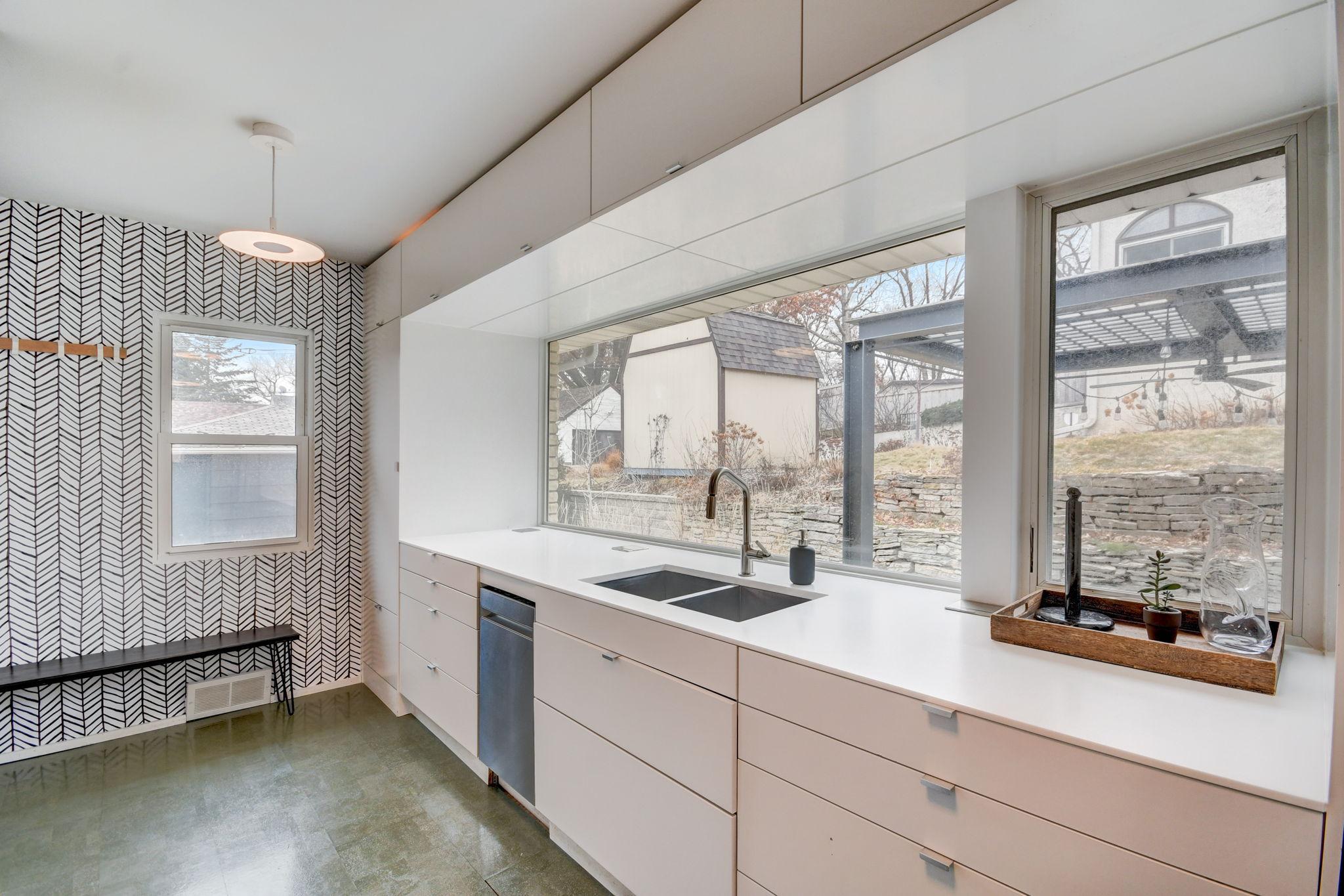 1409 Cedar Lake Parkway