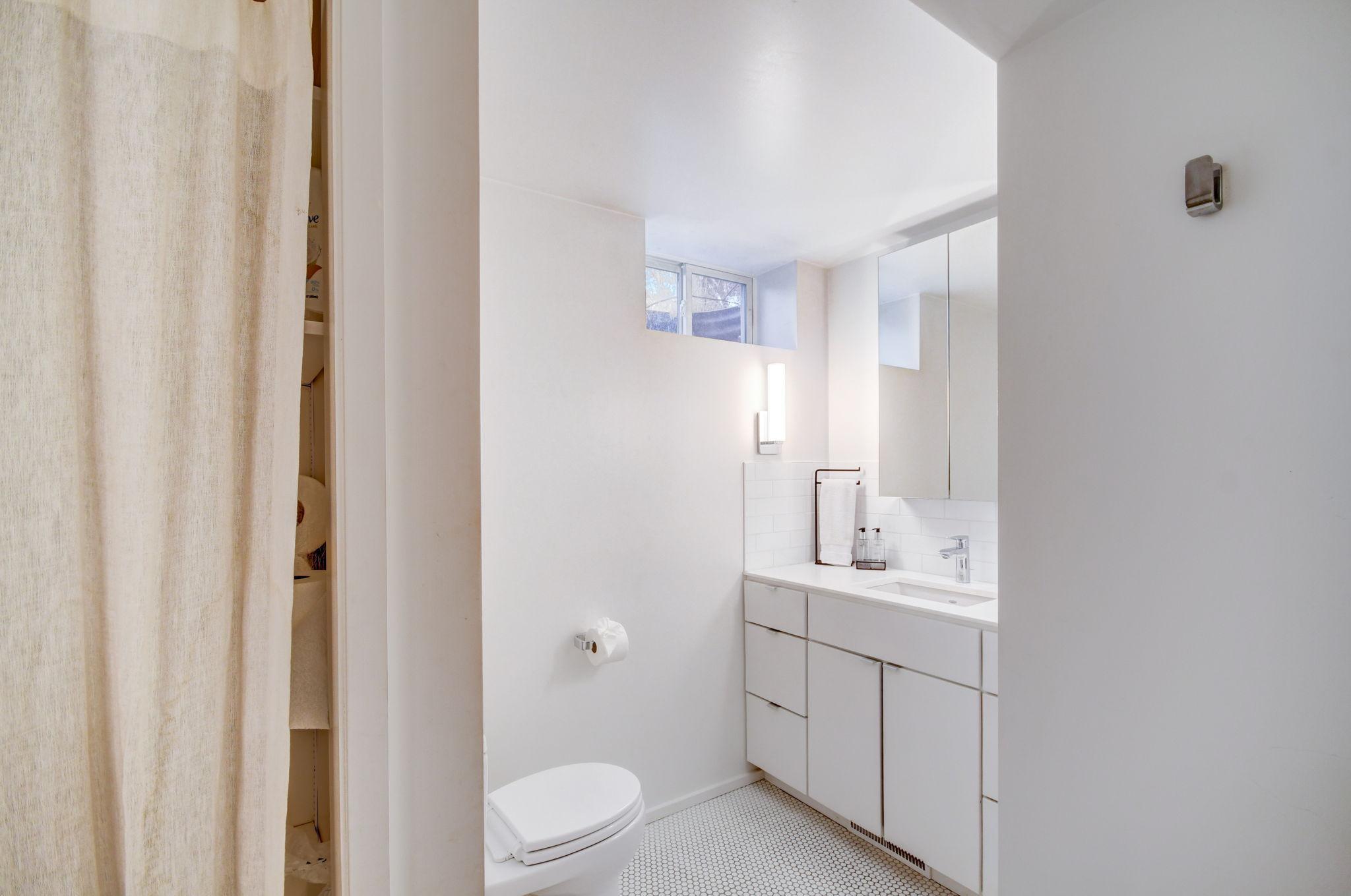 1409 Cedar Lake Parkway