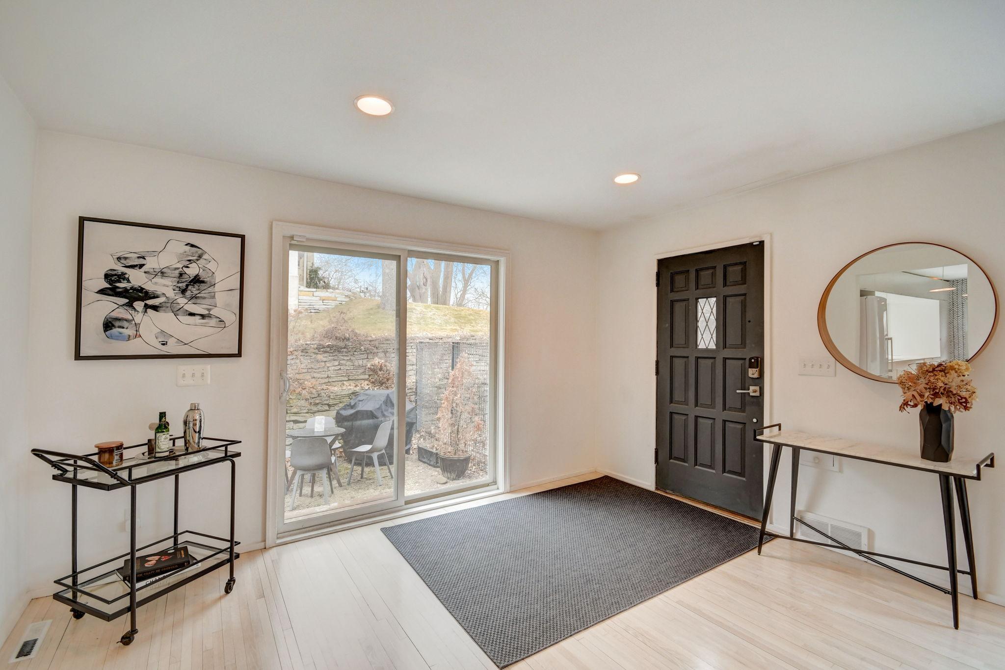 1409 Cedar Lake Parkway