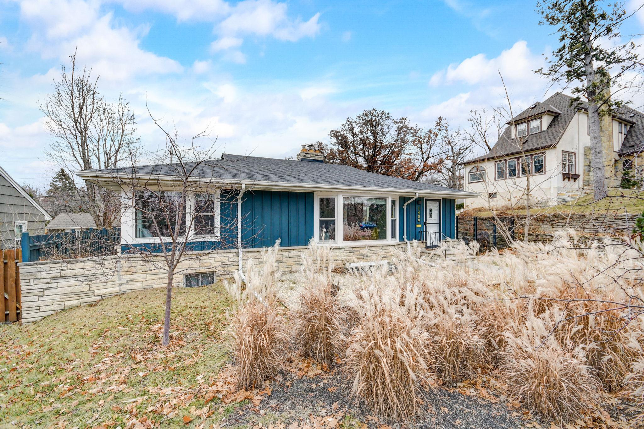 1409 Cedar Lake Parkway