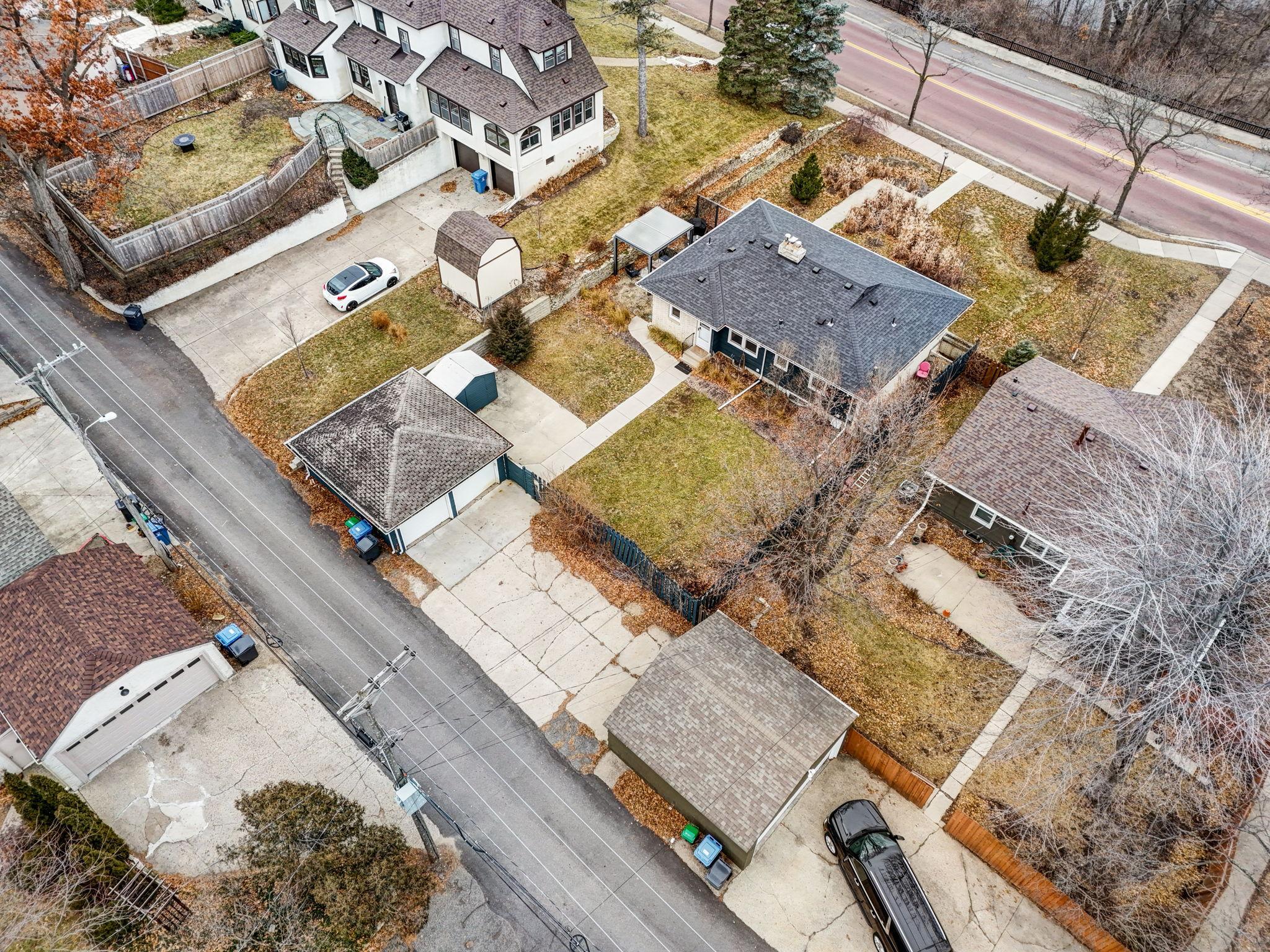 1409 Cedar Lake Parkway
