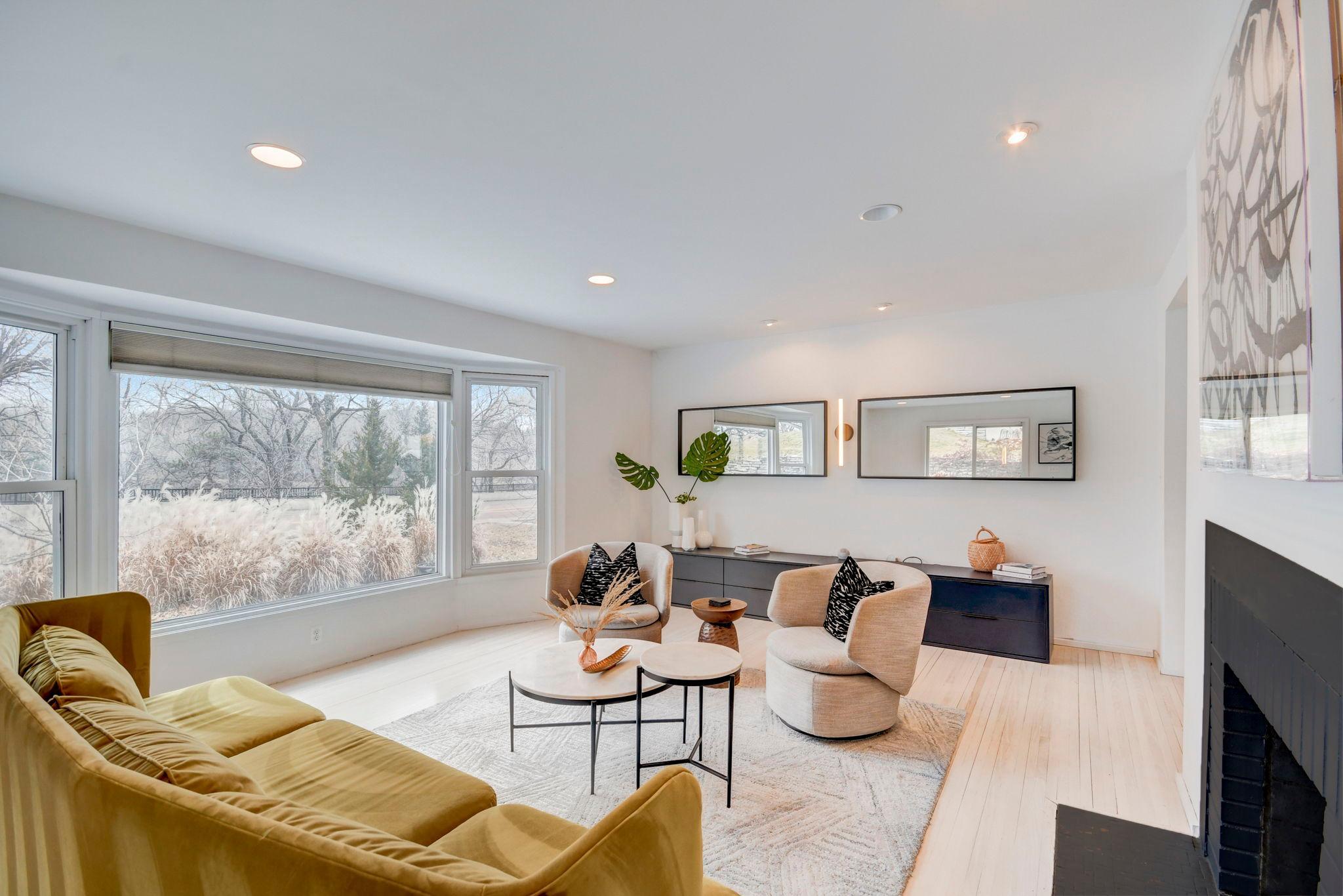 1409 Cedar Lake Parkway