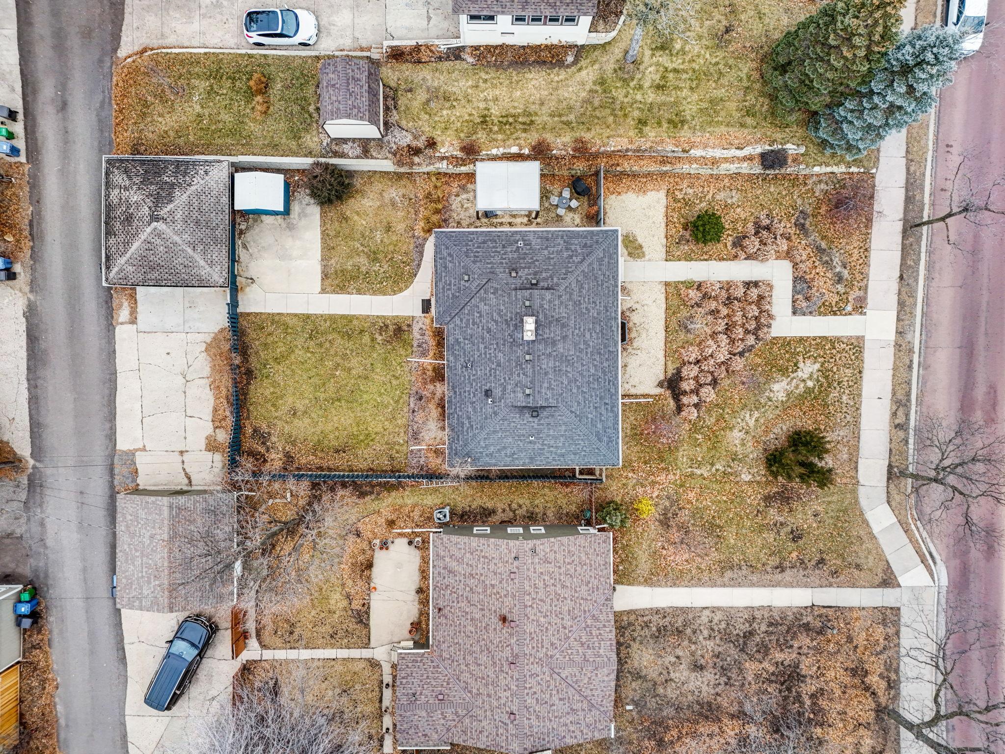 1409 Cedar Lake Parkway