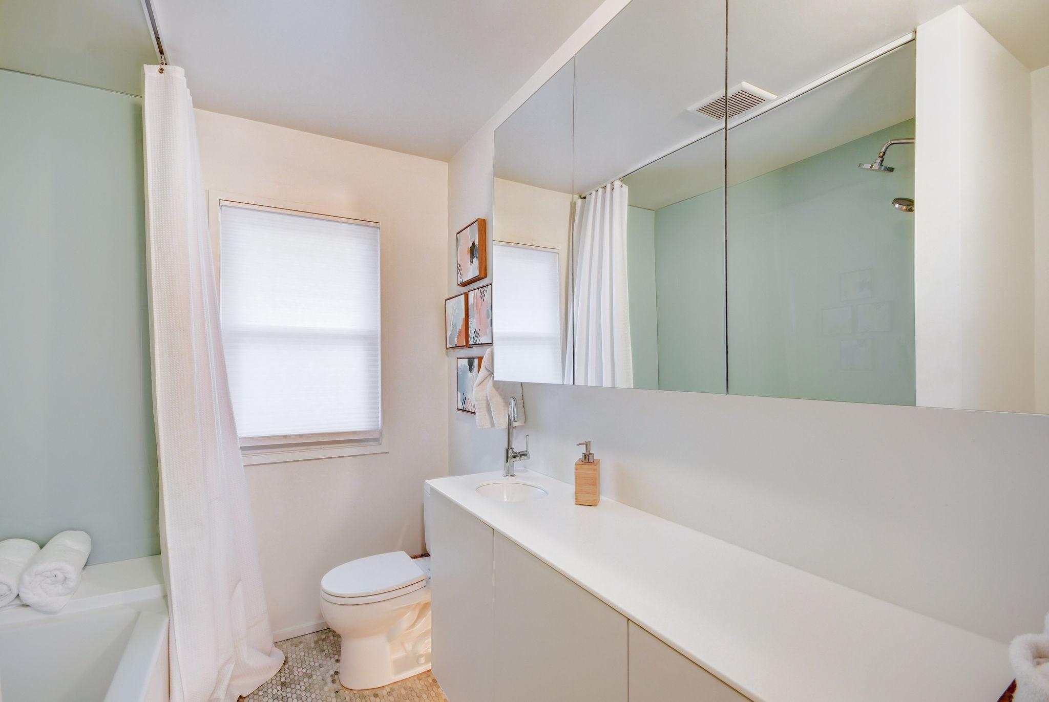 1409 Cedar Lake Parkway