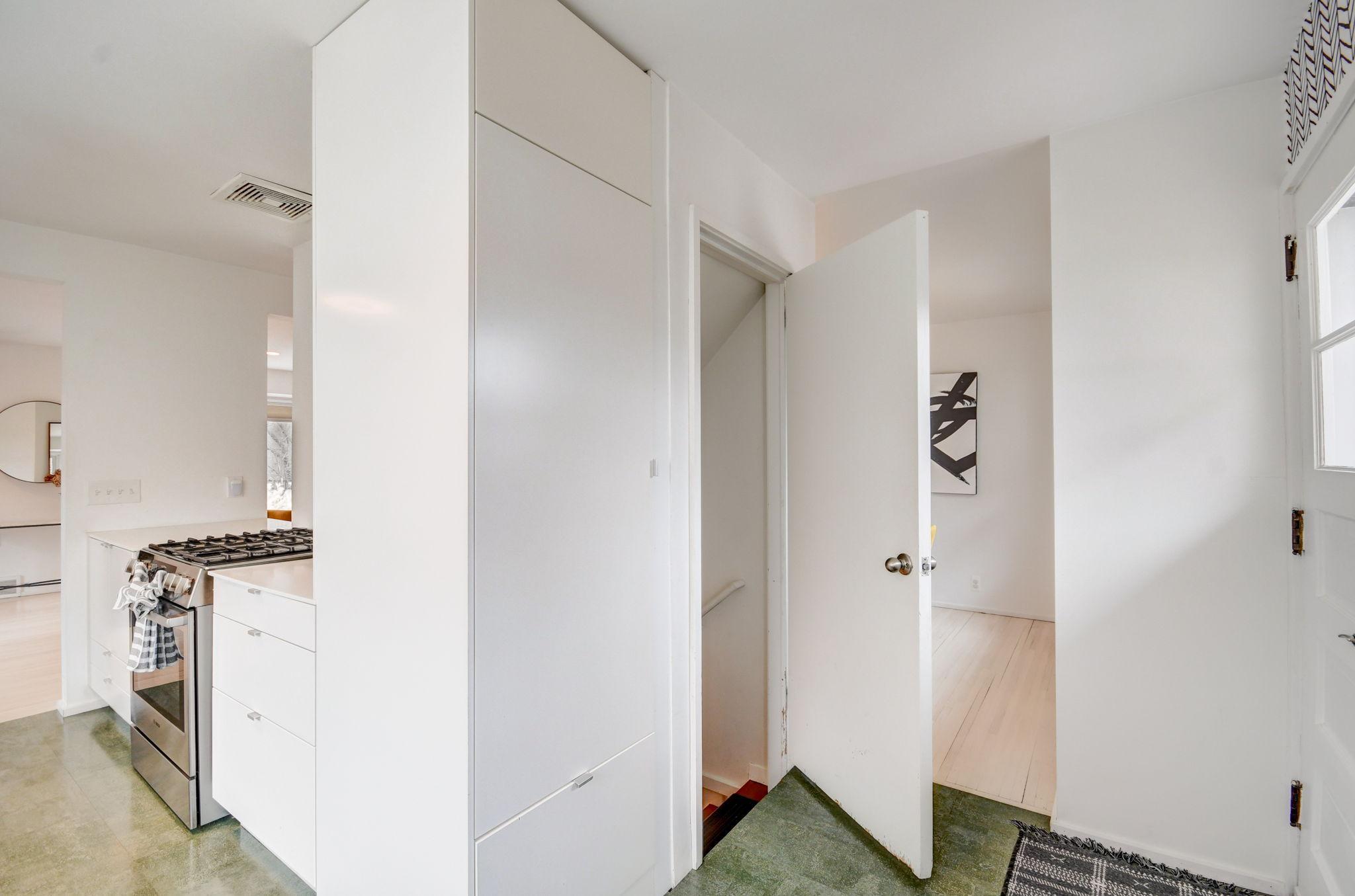 1409 Cedar Lake Parkway