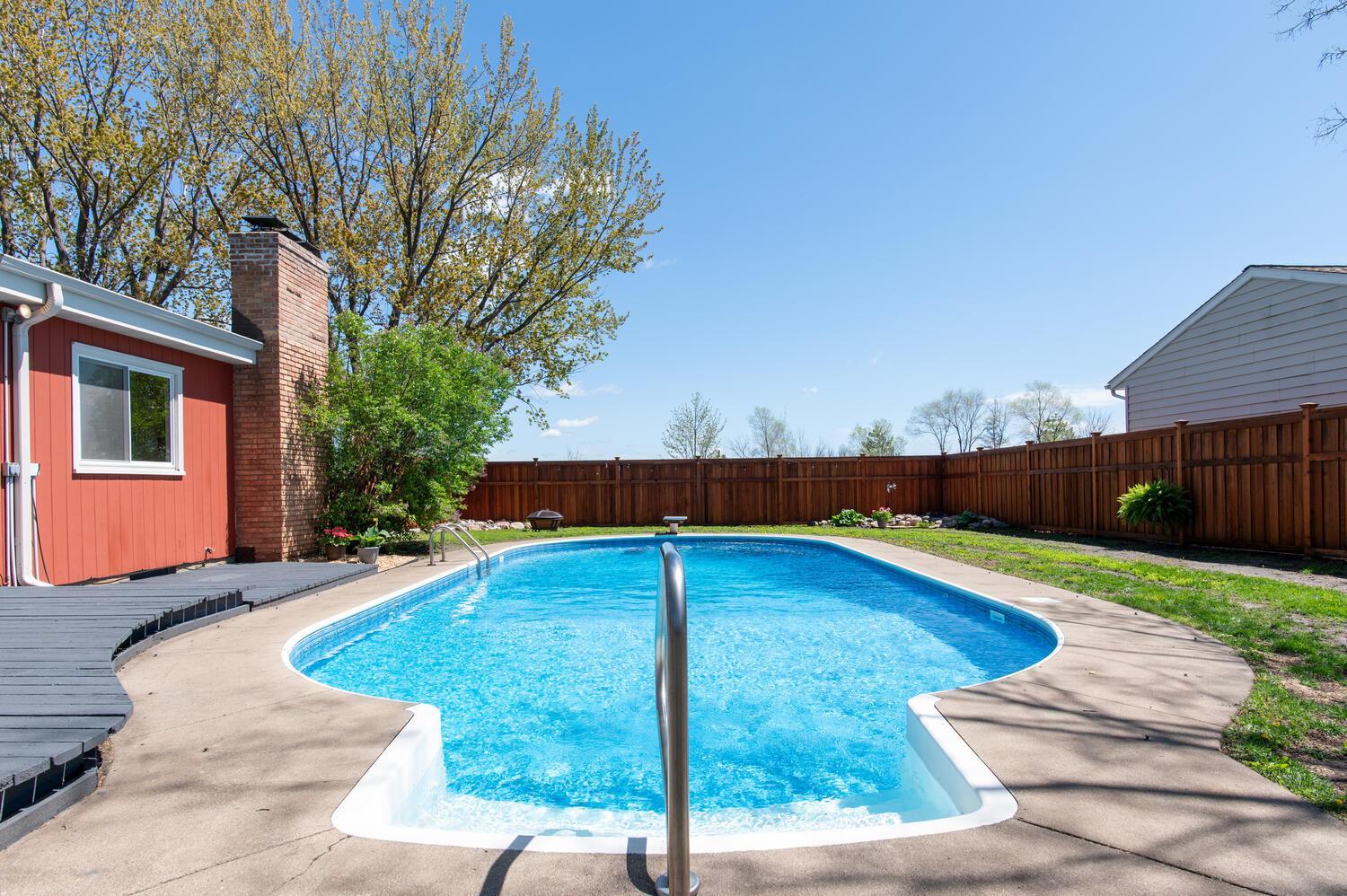 10700 River Terrace