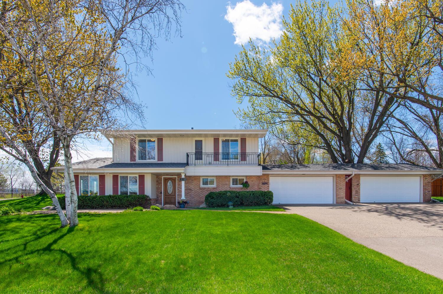 10700 River Terrace