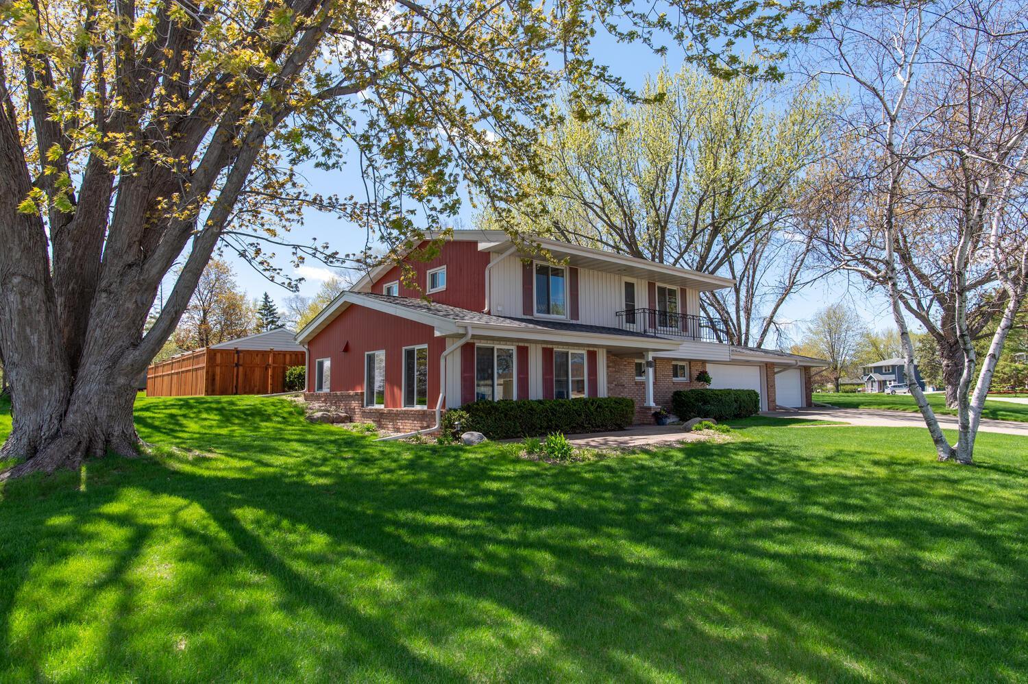 10700 River Terrace