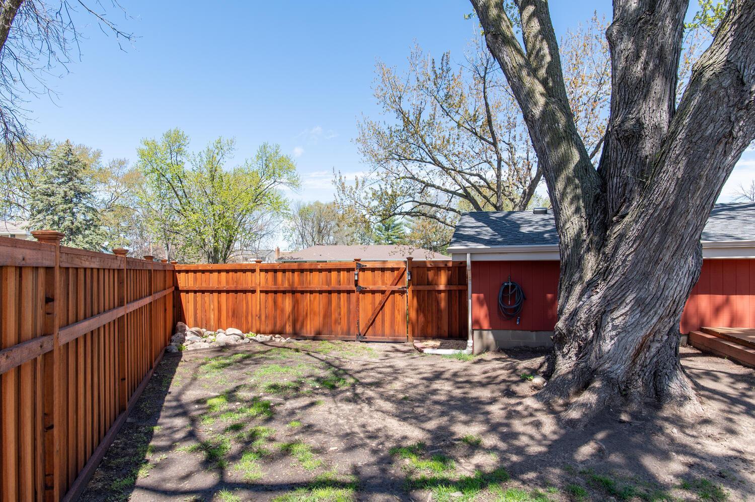 10700 River Terrace