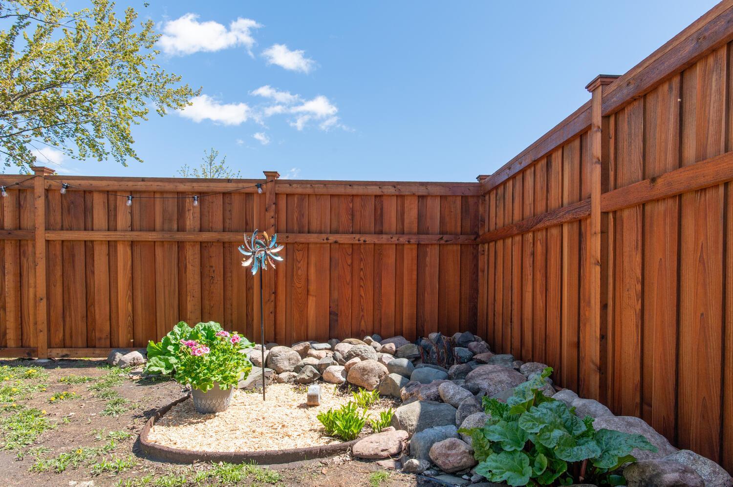 10700 River Terrace