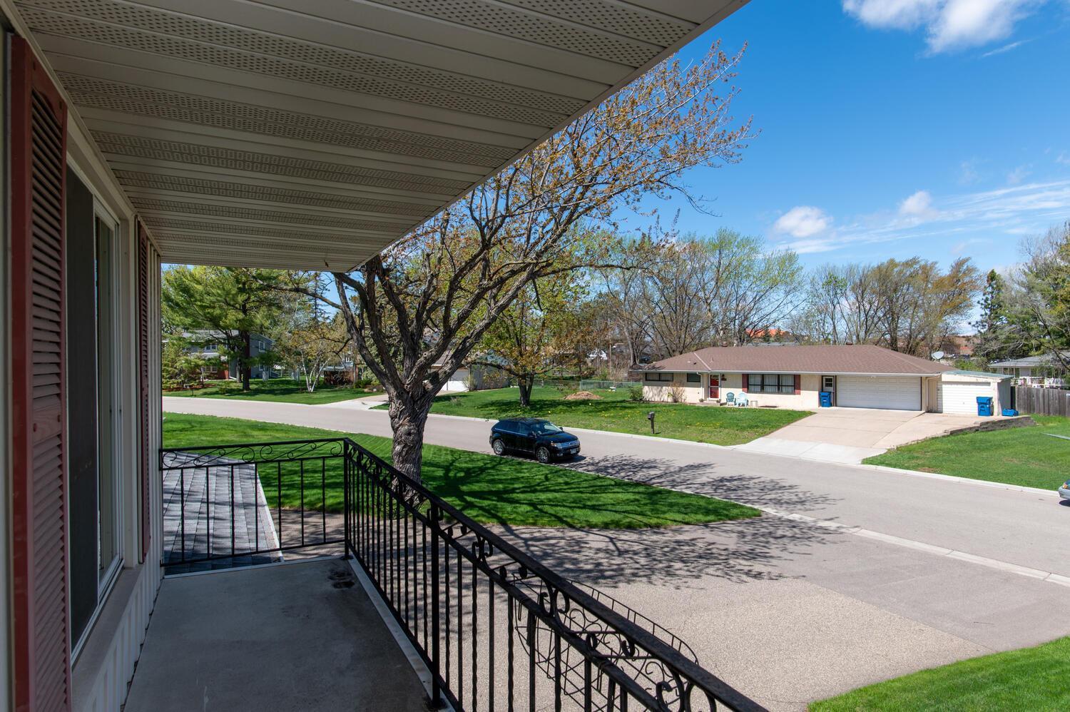 10700 River Terrace